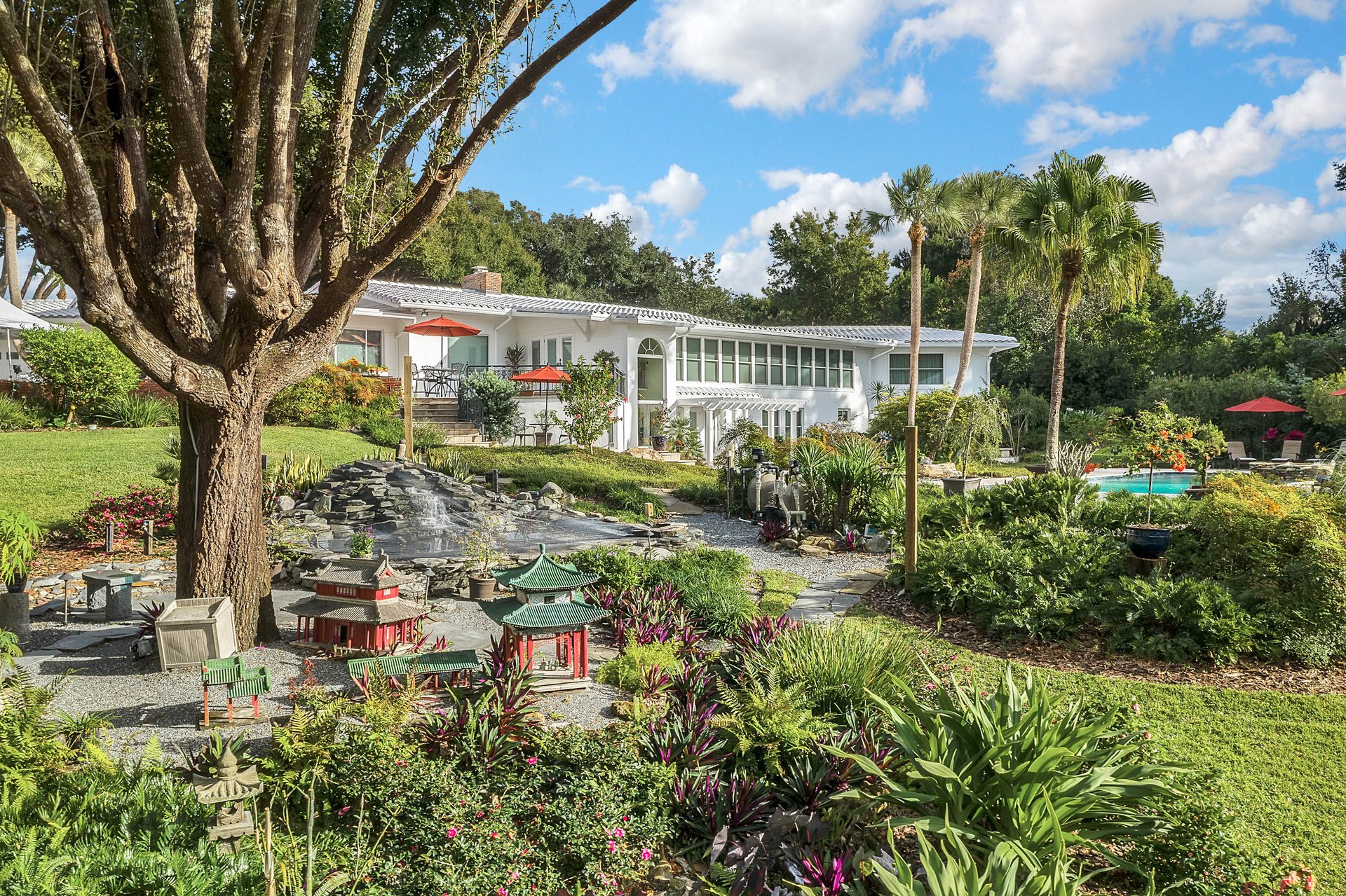 1750 Country Club Rd
