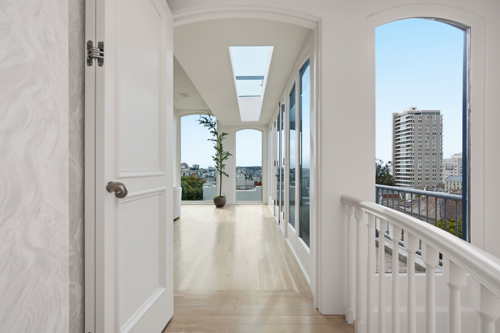 Midcentury Marvel Above Russian Hill