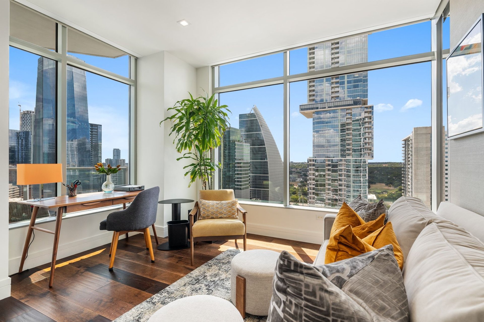501 West Ave #2301