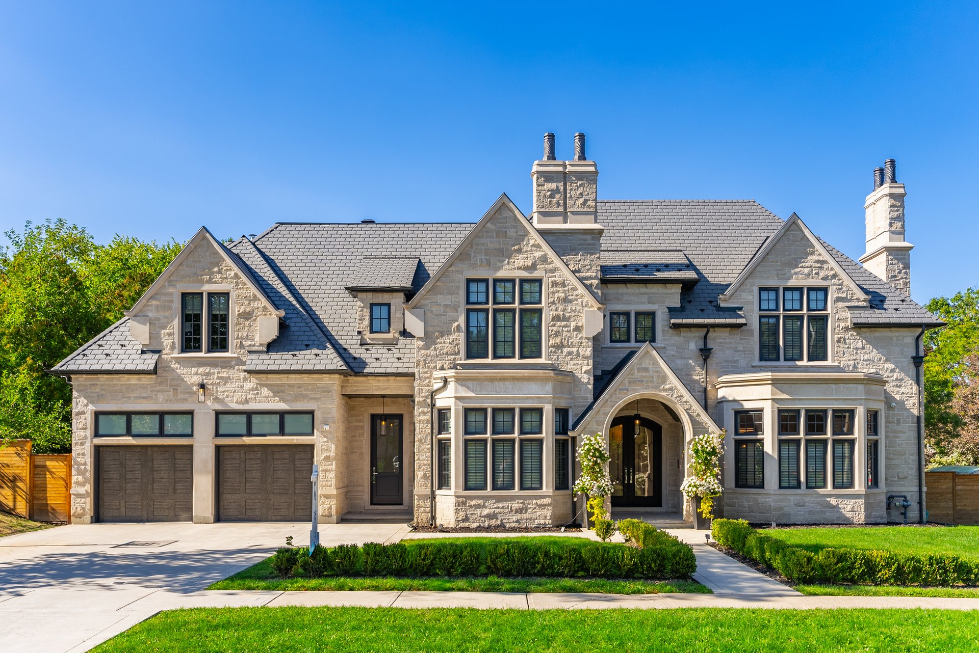 SOLD: Exceptional Architectural Masterpiece