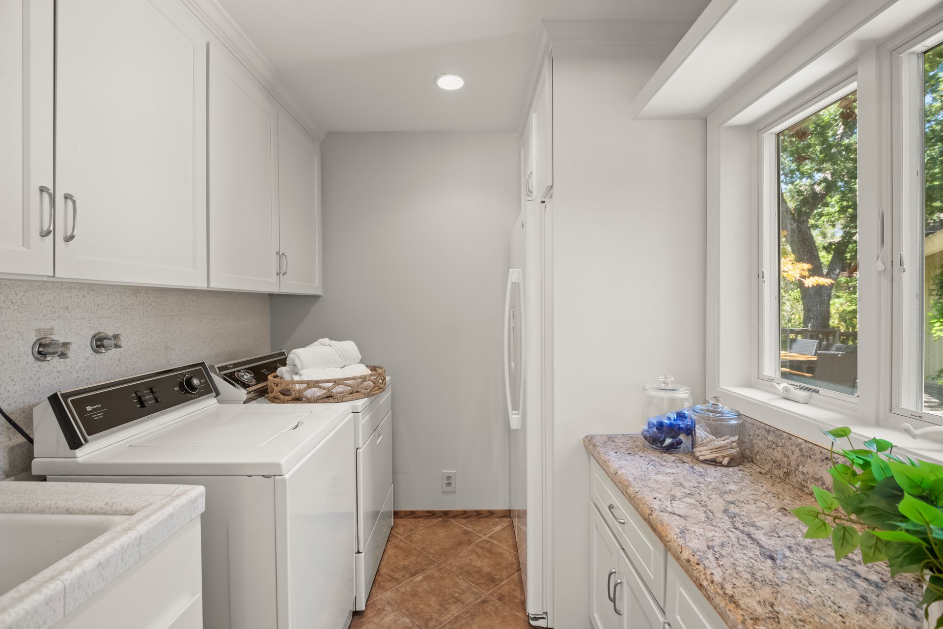 15355 Peach Hill Rd, Saratoga