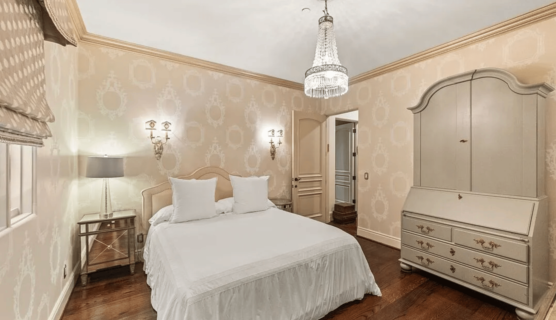 Mediterannean Haven, Lexington Road, 90210