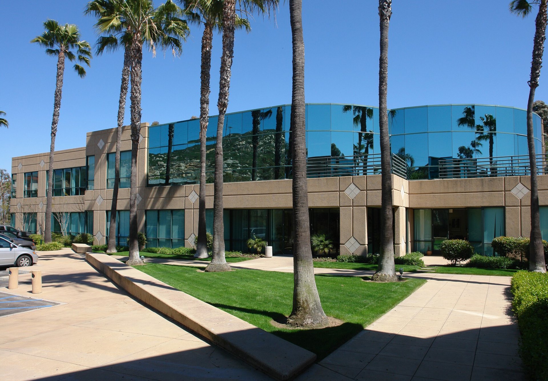 Bernardo Gateway