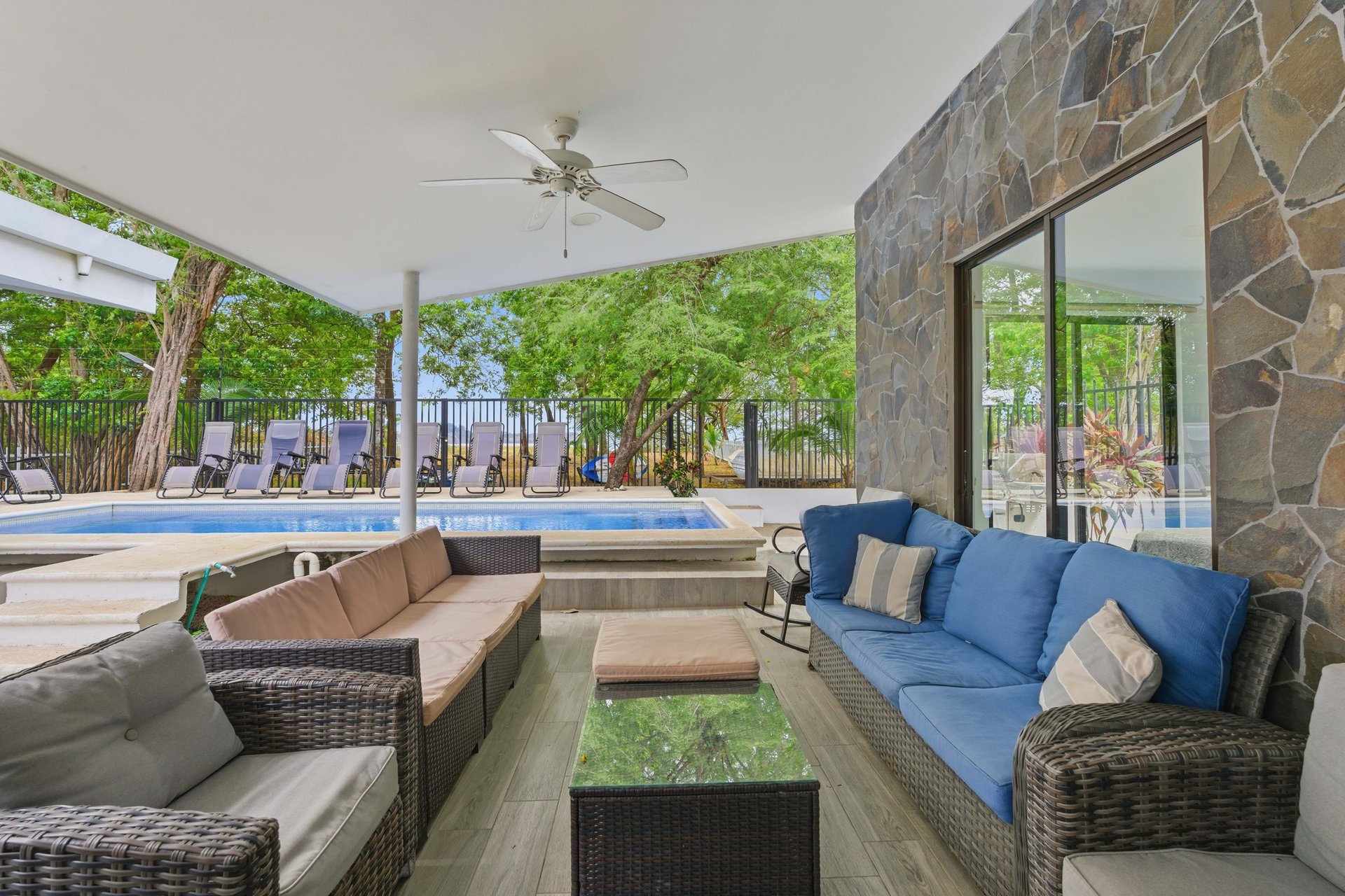Three Mermaids | Beachfront 10-Bedroom Pod-Style Residence with Pool in Playa Flamingo