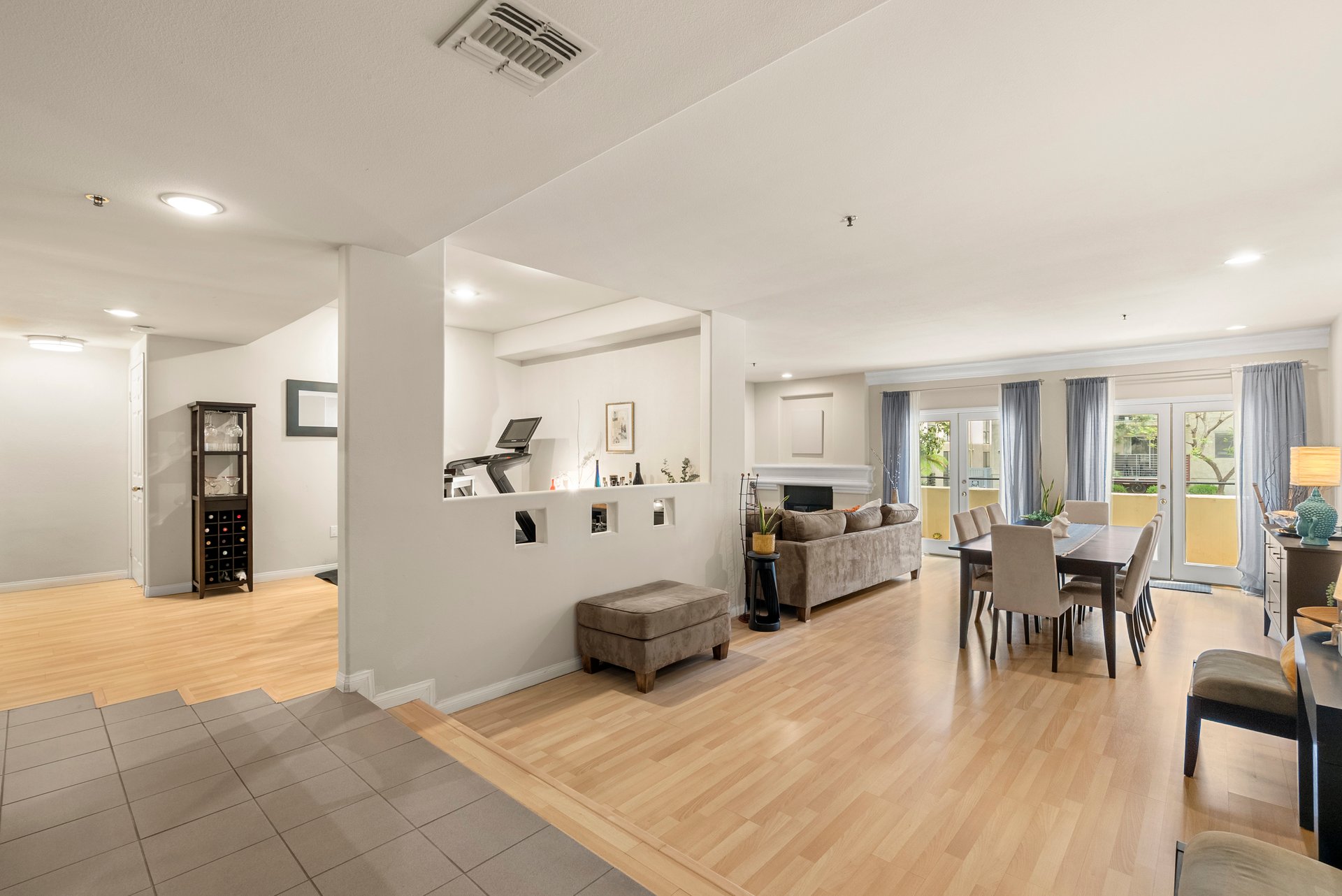 12011 Goshen Ave Unit: 102, Brentwood 