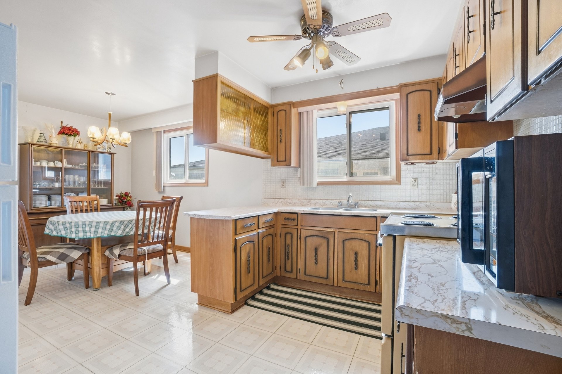 81 Blossom Cres, Toronto Ontario