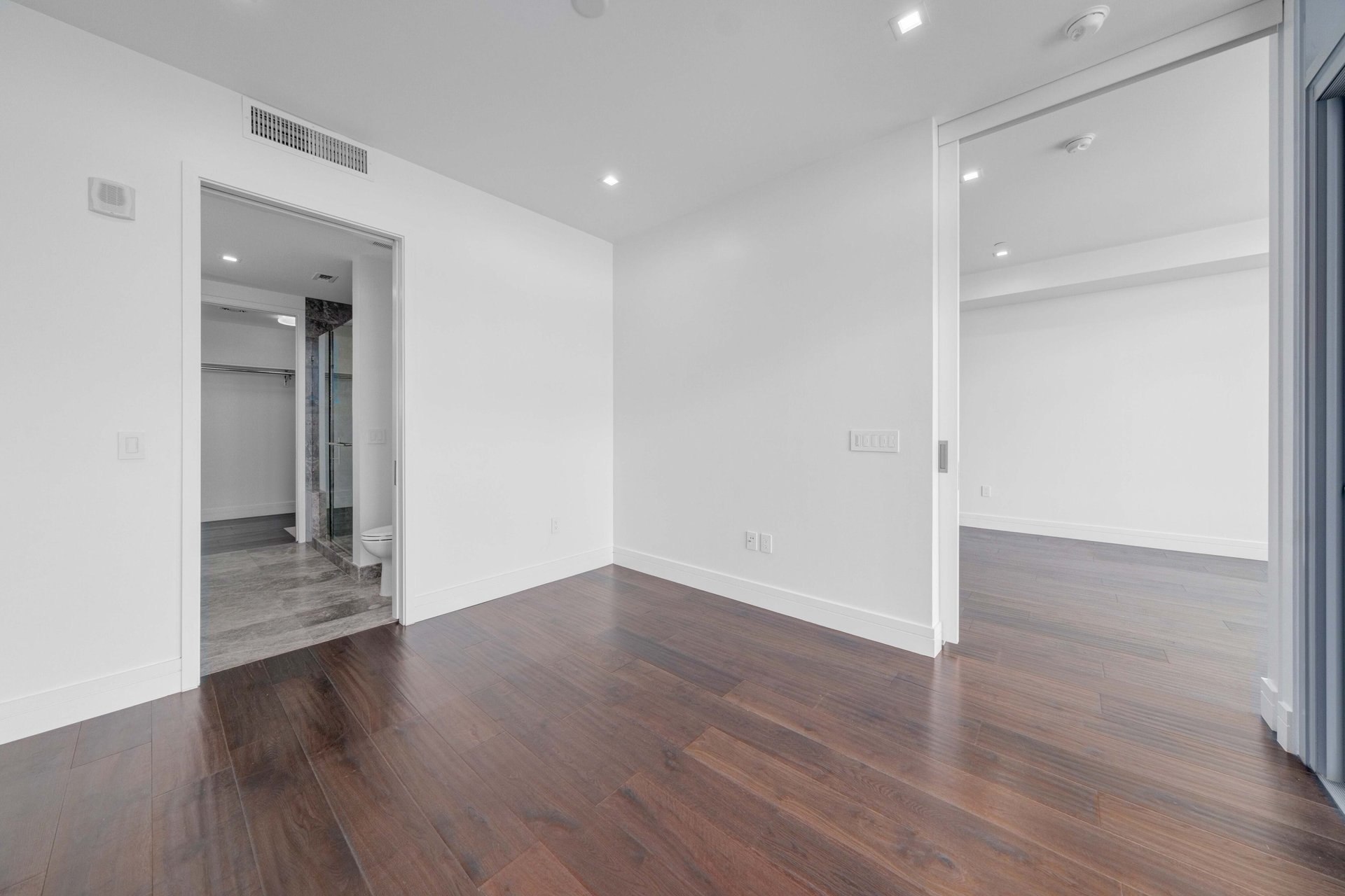 501 West Ave #2302