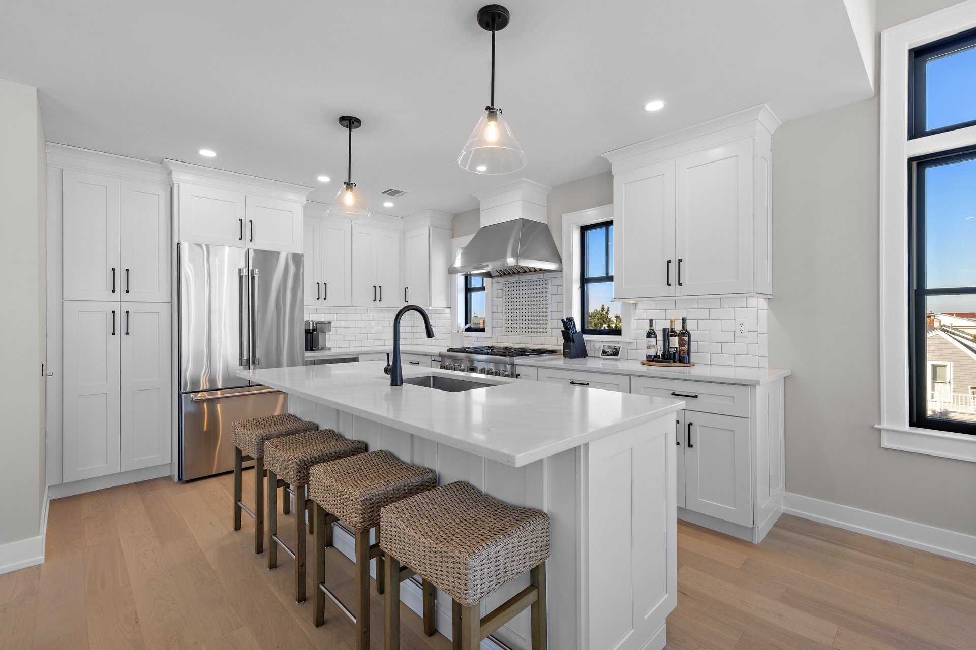 100 B East Colorado Ave