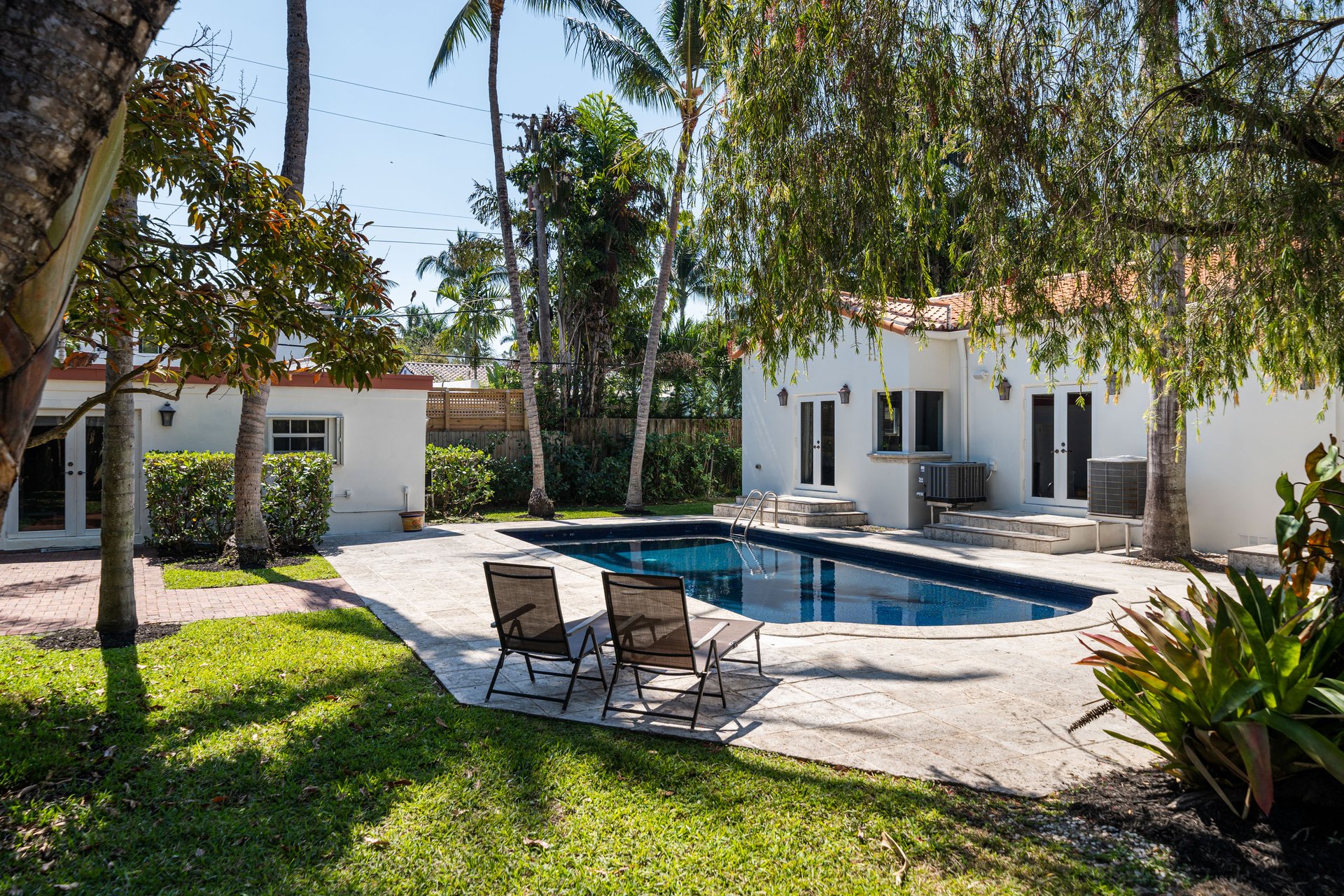 768 W 51st Street
