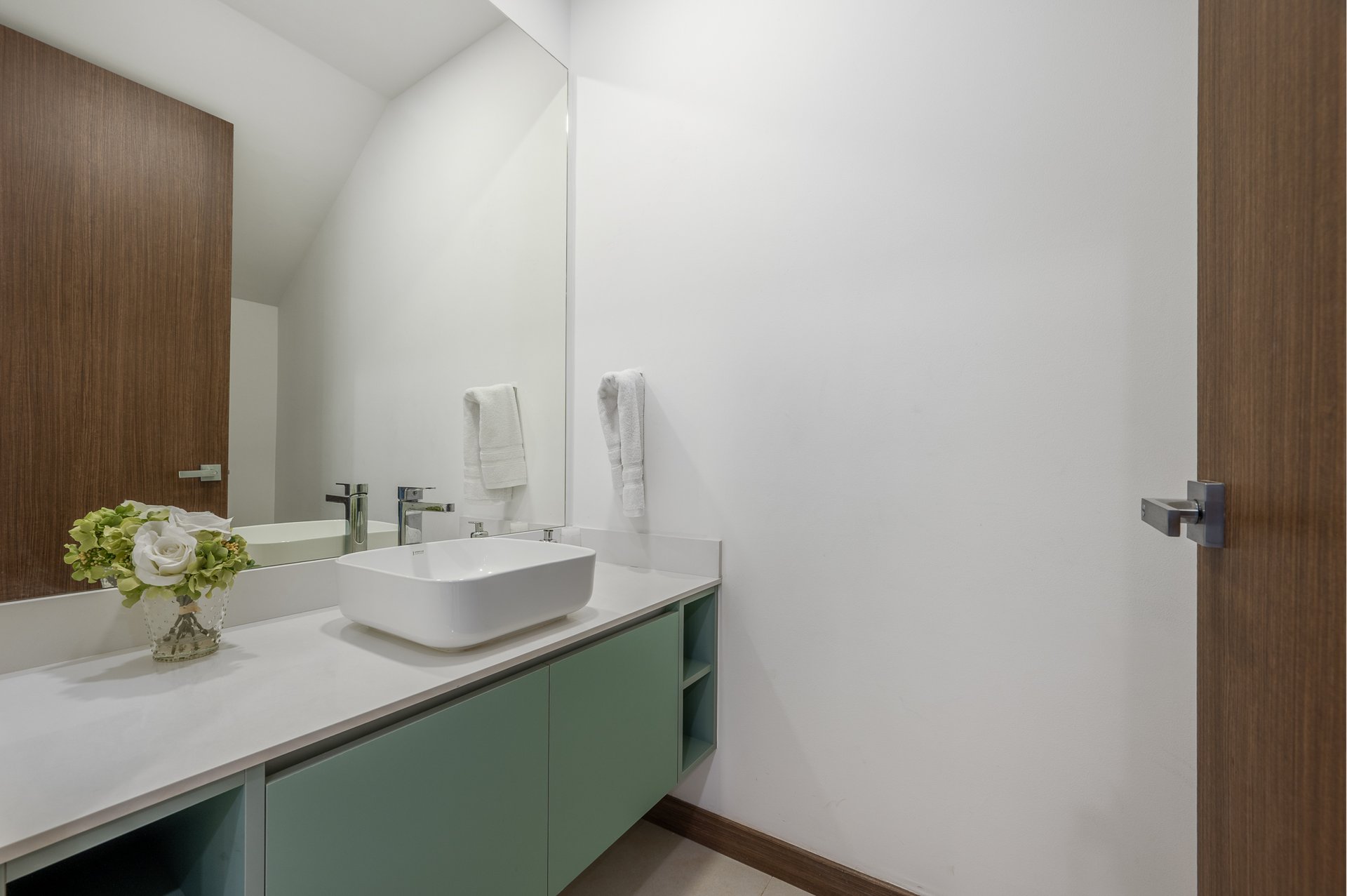 Malinches 27 A/B | Turnkey 6-Bedroom Duplex Investment in Hacienda Pinilla