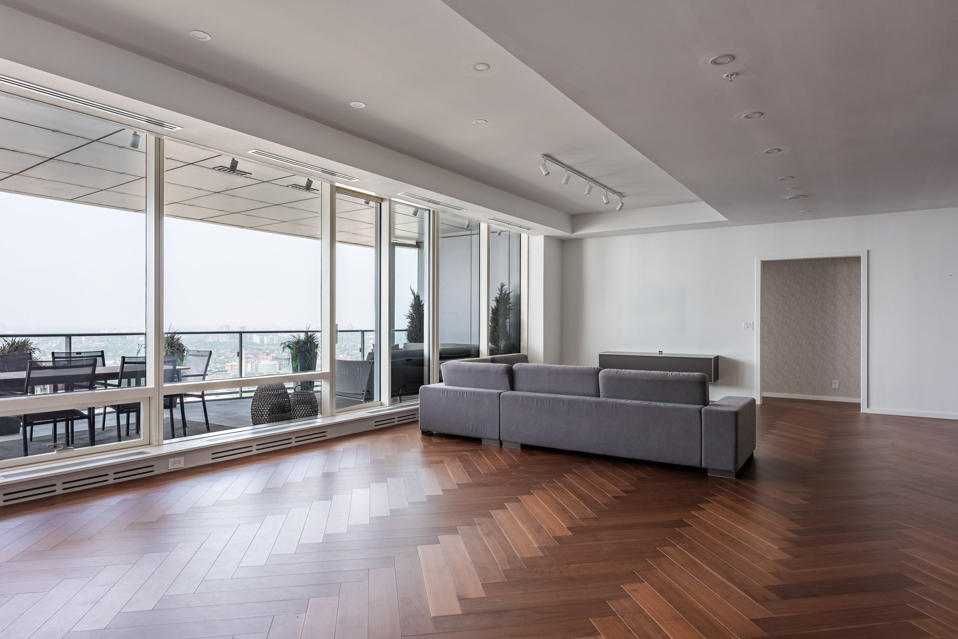 Suite 5302- 180 University Avenue