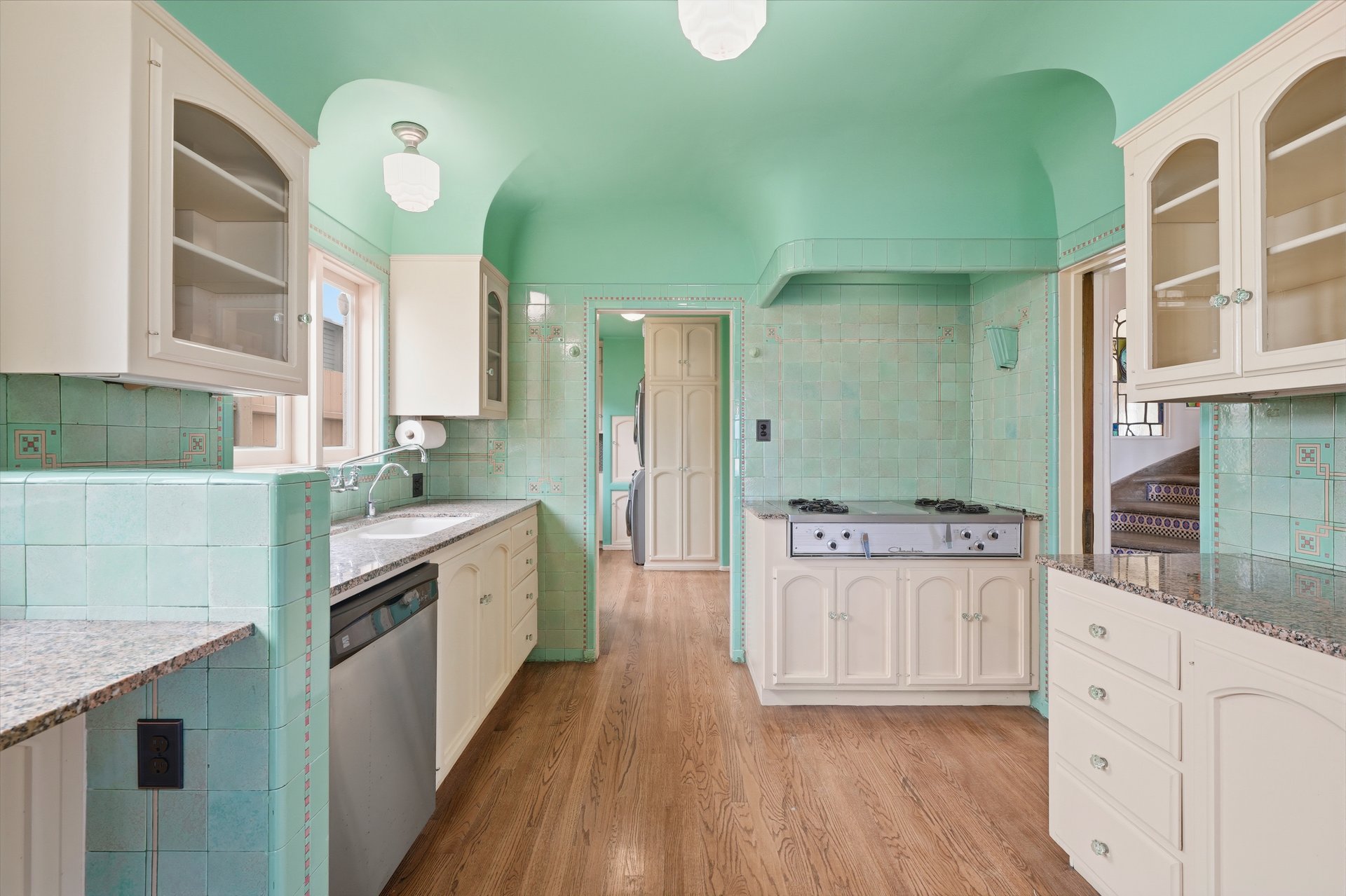 1602 The Strand (Entire Property)