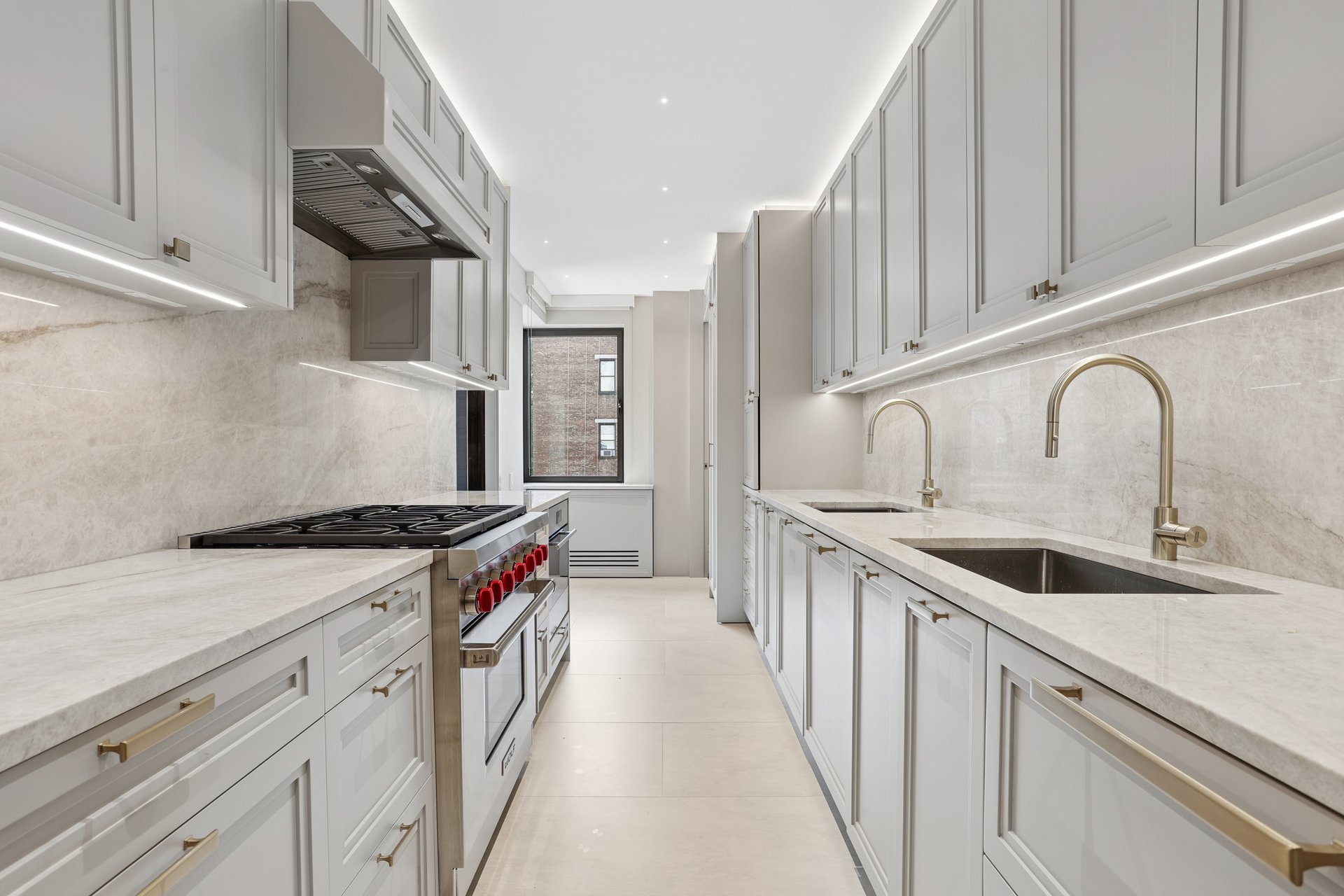 923 5th Avenue, Unit 4A