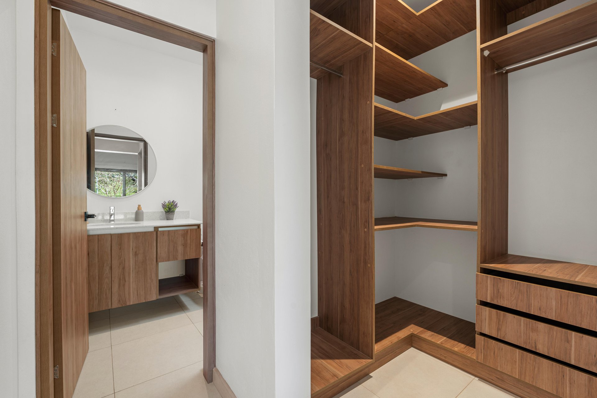 Casa Kuna | 3-Bed Modern Coastal Oasis in the Heart of Playas del Coco