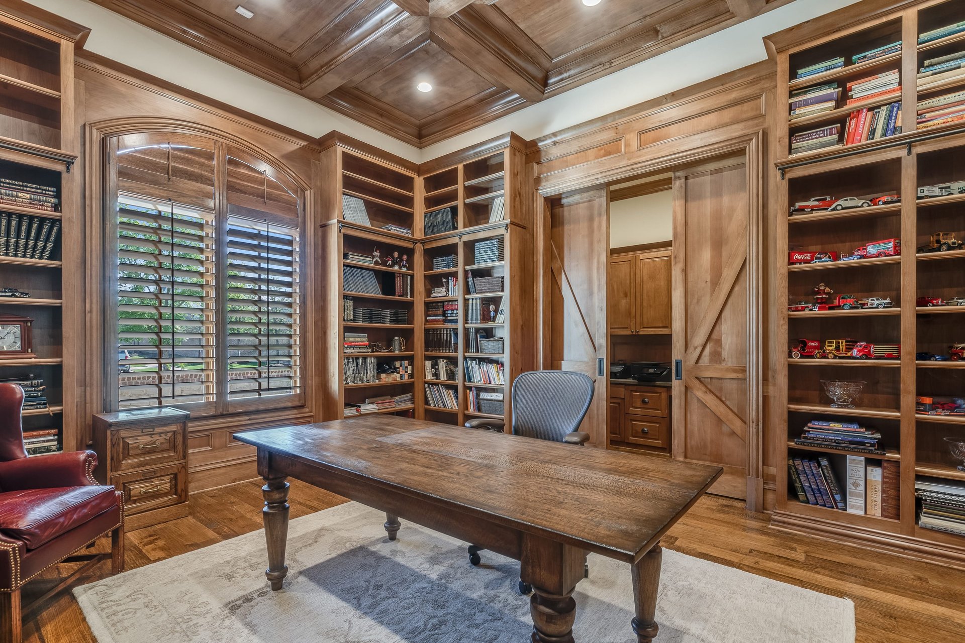6400 Drawbridge Lane