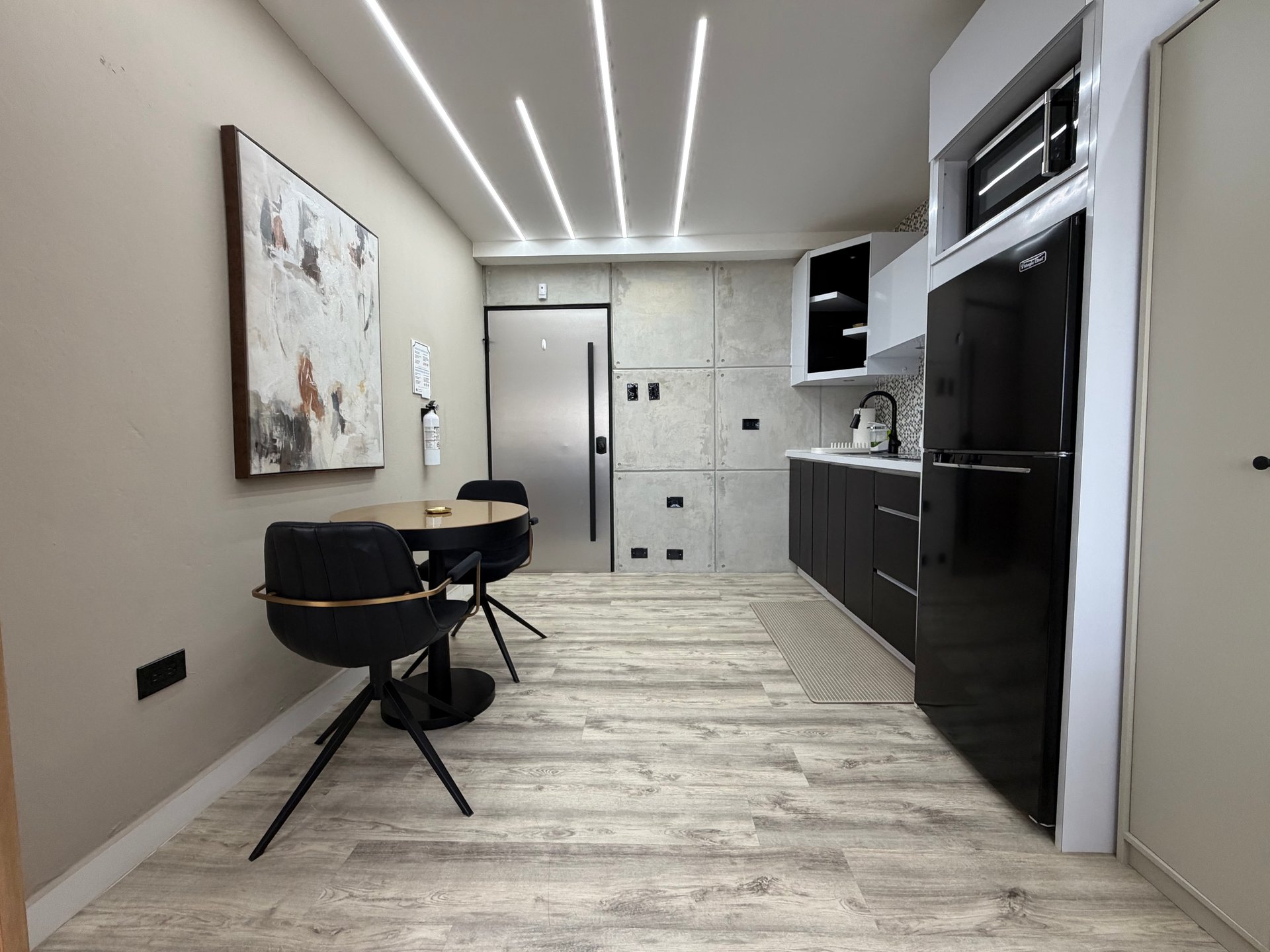 Cerro Gordo Beach apartment