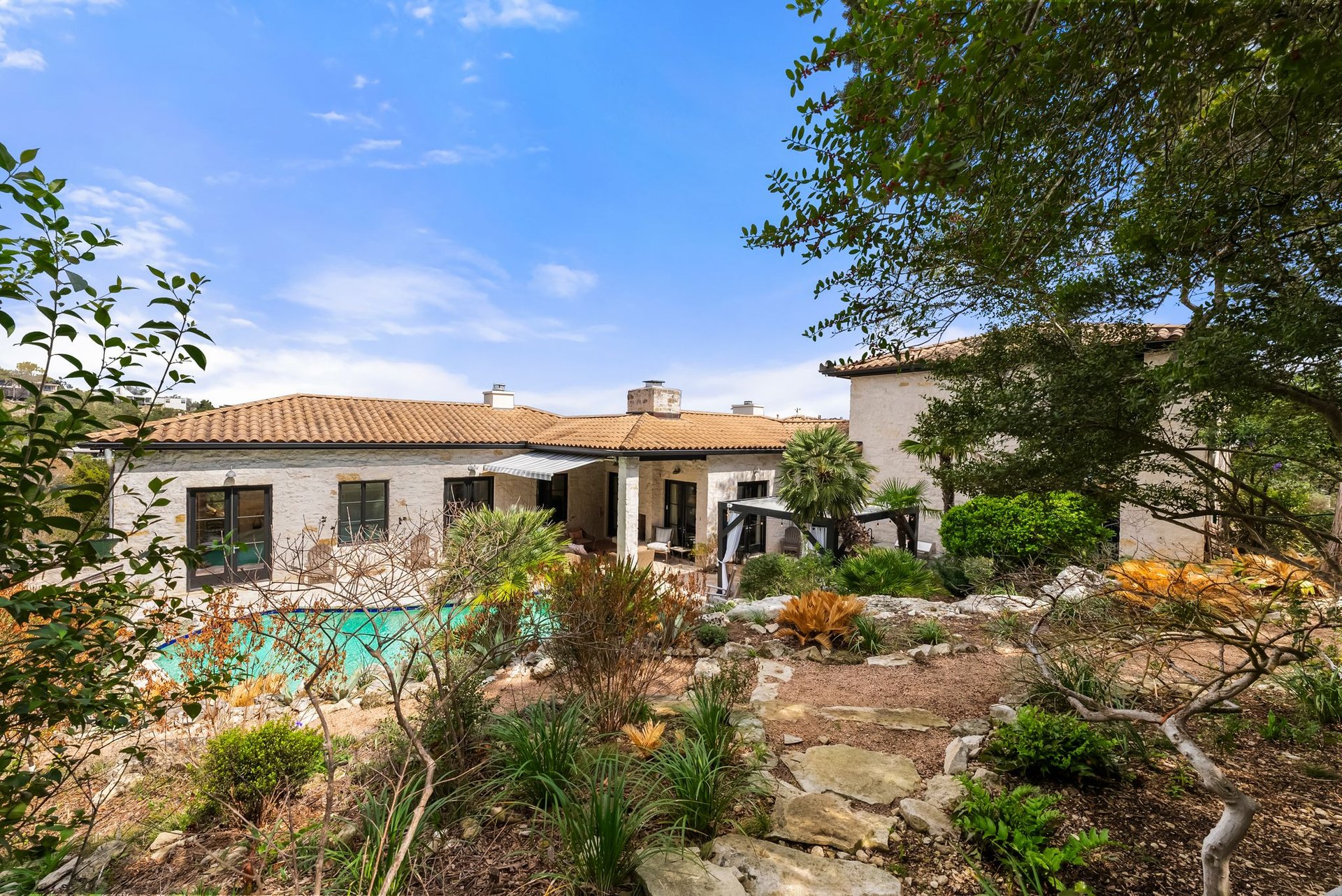 698 Windsong Trail