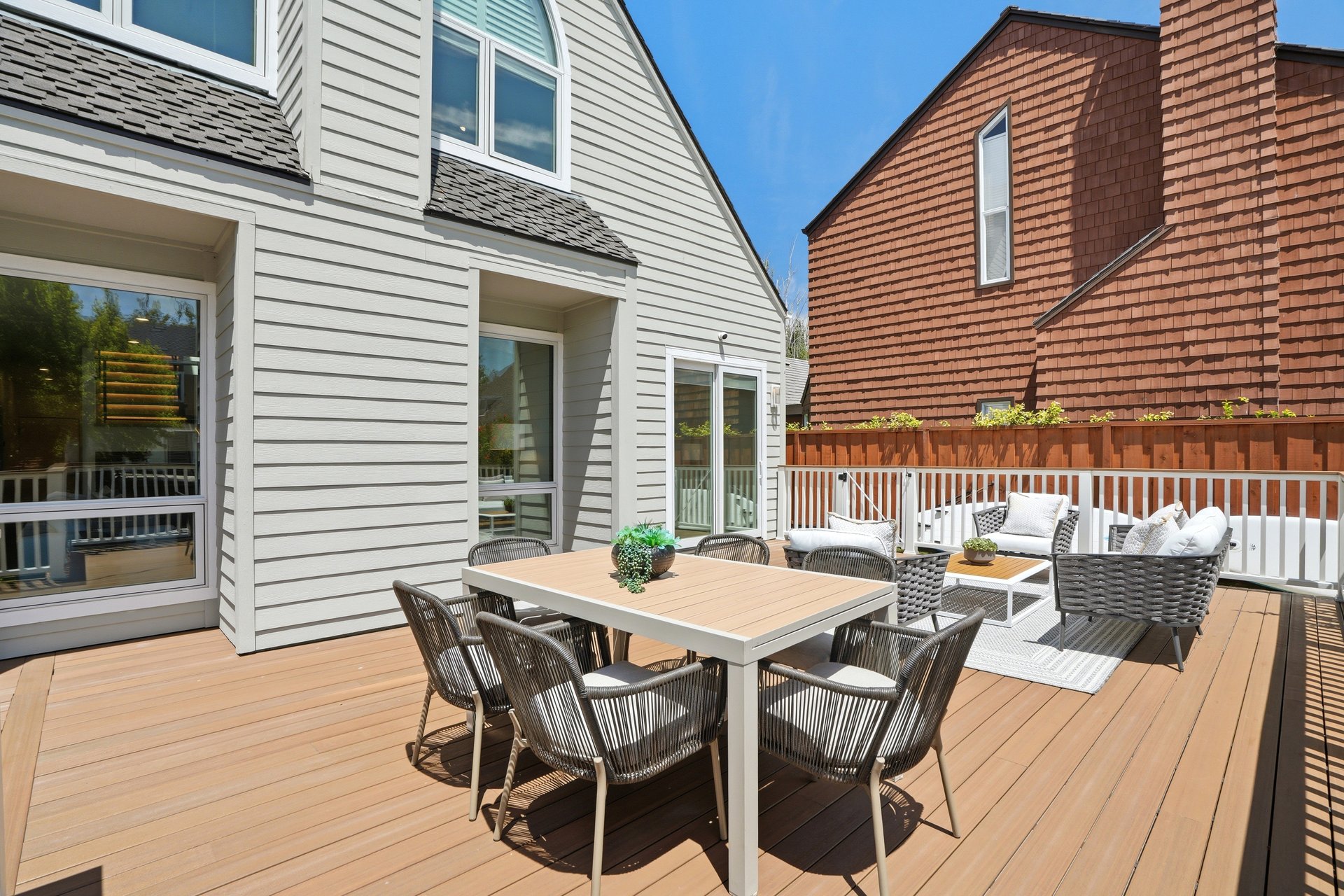 609 Waterbury Lane