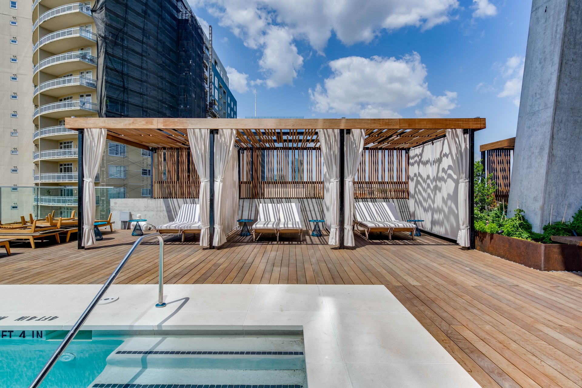70 Rainey Street #1805