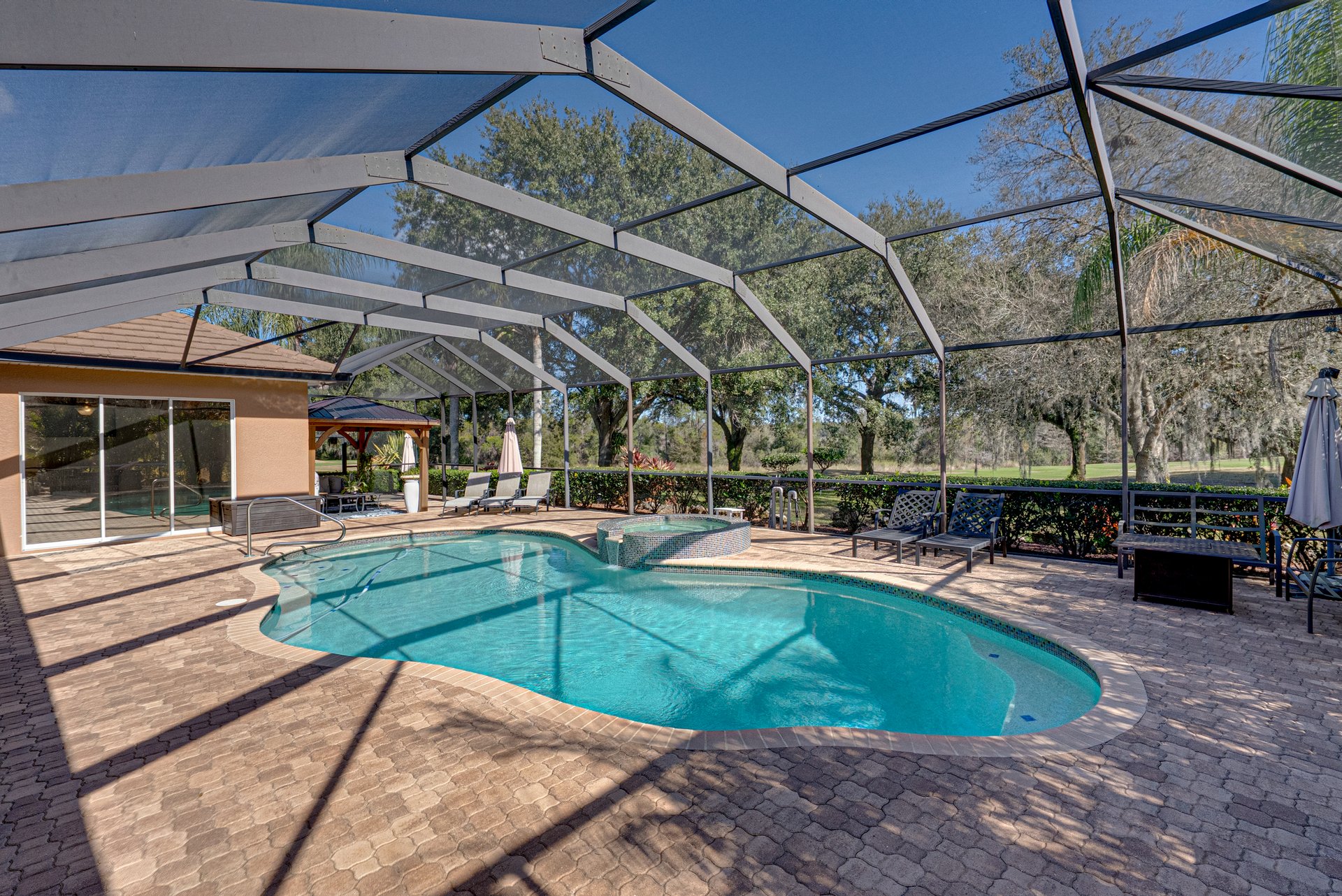 12852 GRAND TRAVERSE DR