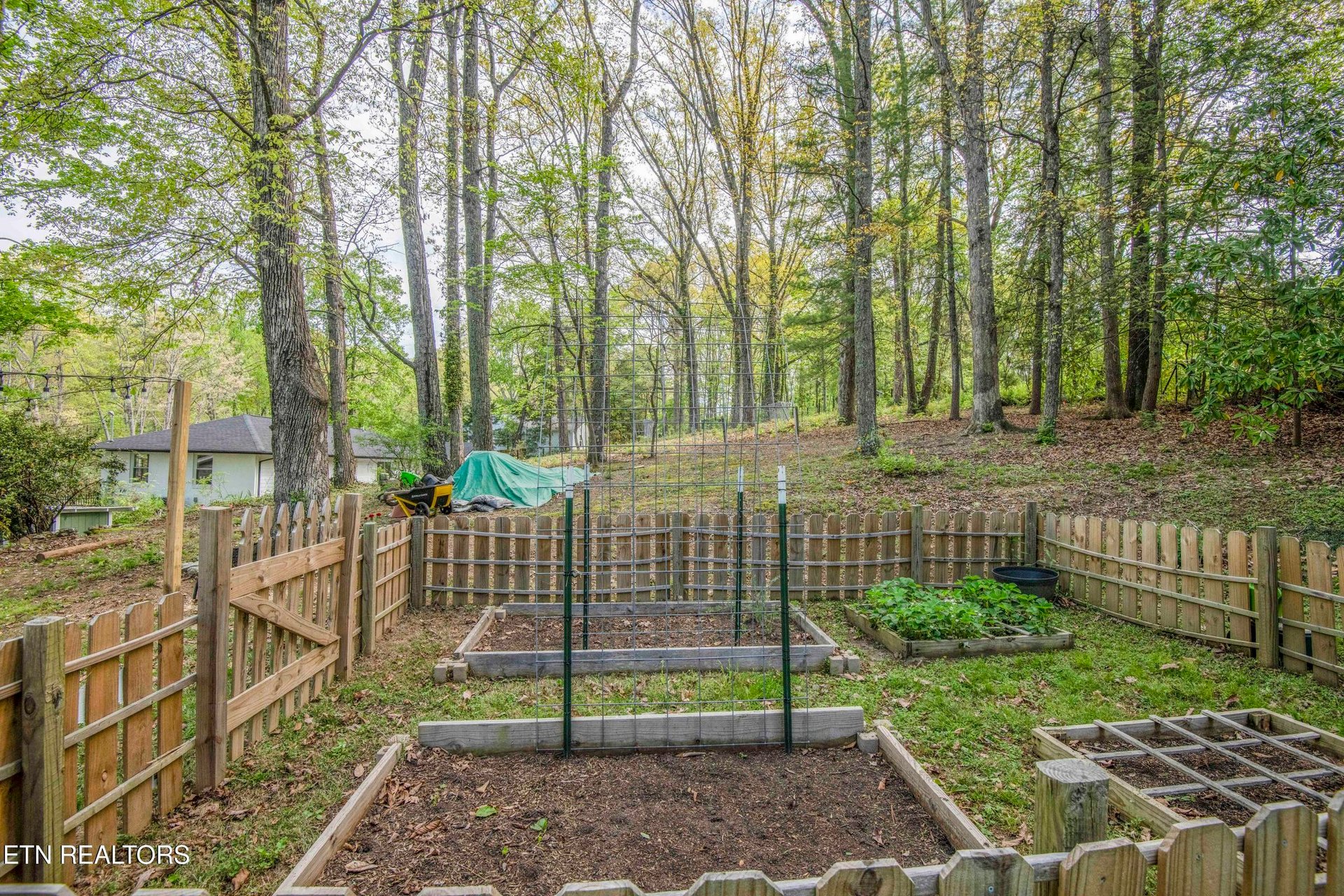 1212 Pilleaux Dr