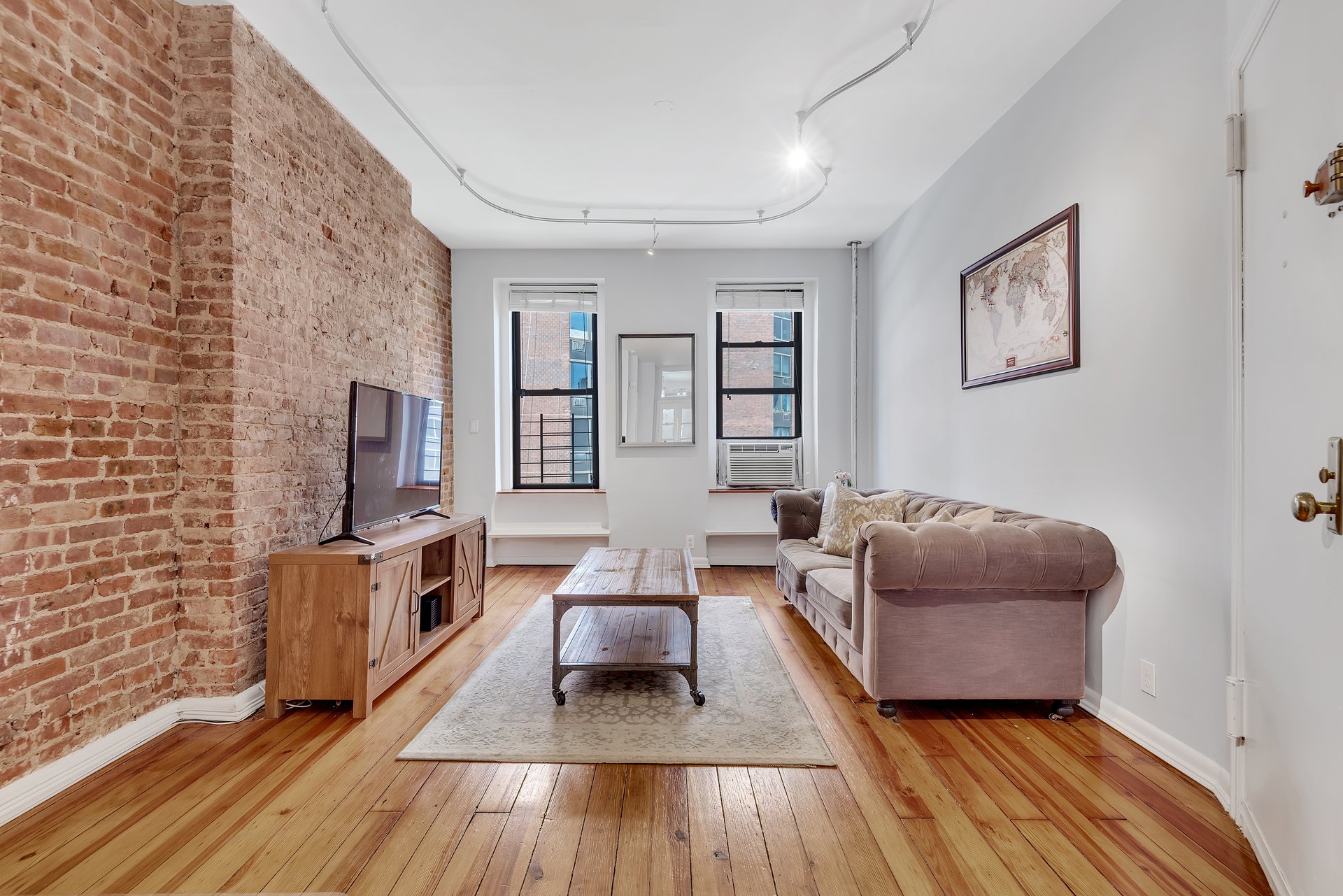 206 E. 90th St. Apt 4W