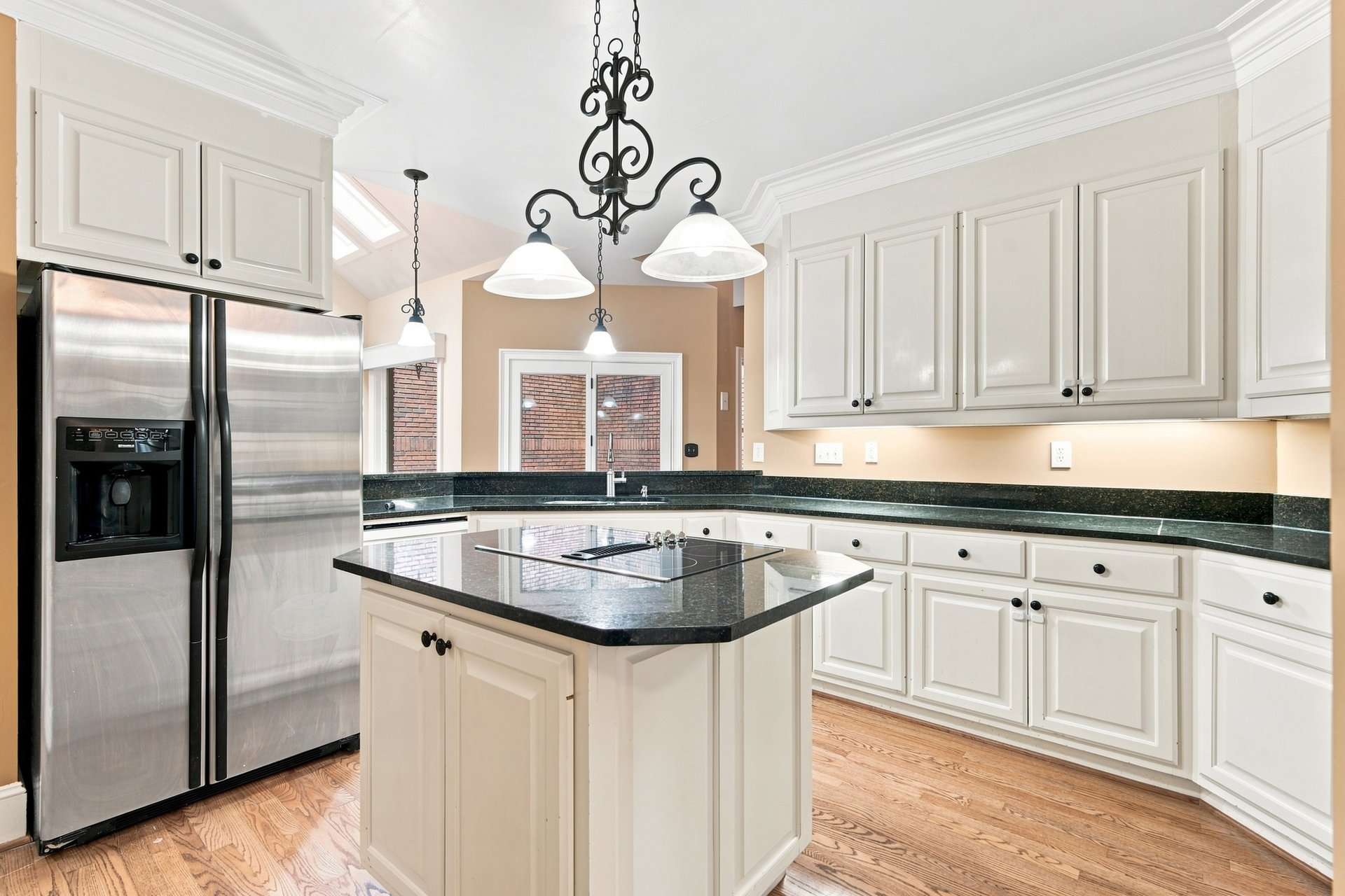 Where Luxury Meets the View on Monte Sano