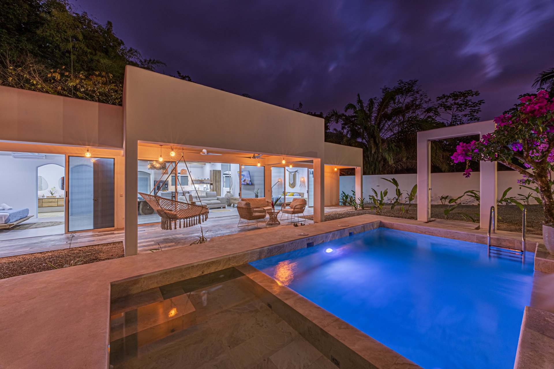 Villa Pacífica – Elegancia, Privacidad y Confort en Uvita  