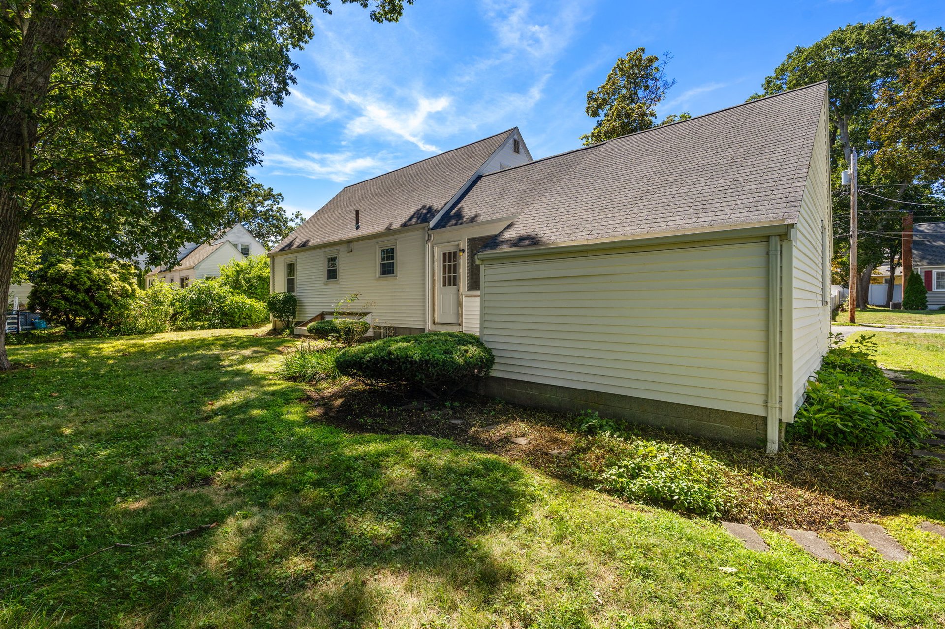 66 Plymouth Ave