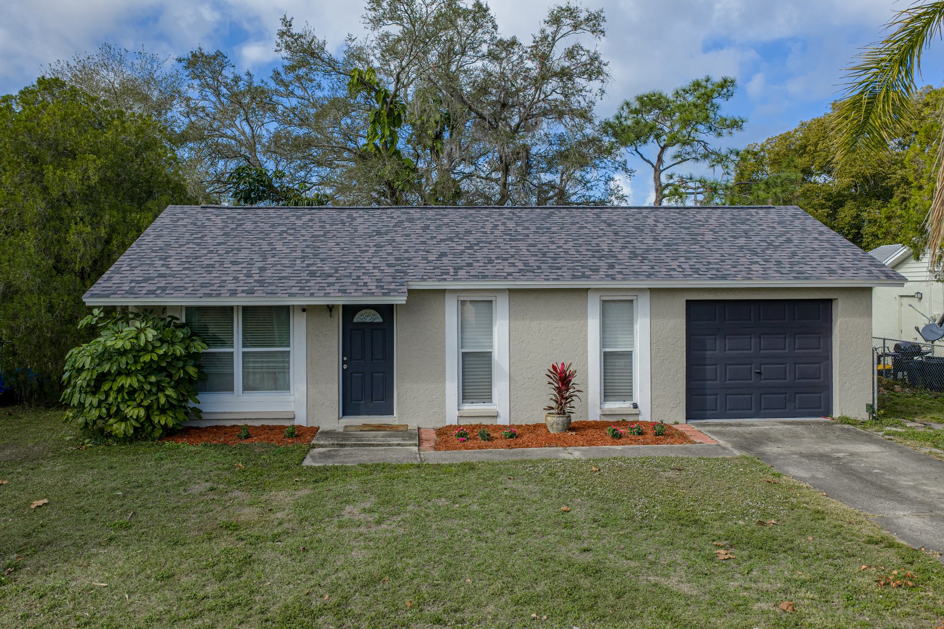 3229 SEVEN SPRINGS BLVD