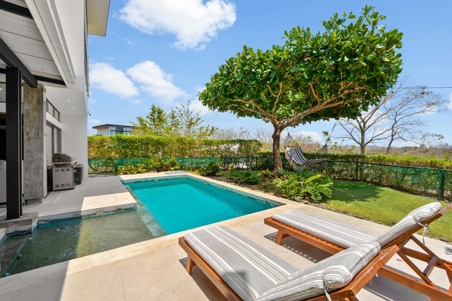 Casa Hijau | Modern Ocean-View Surf Home in Marbella