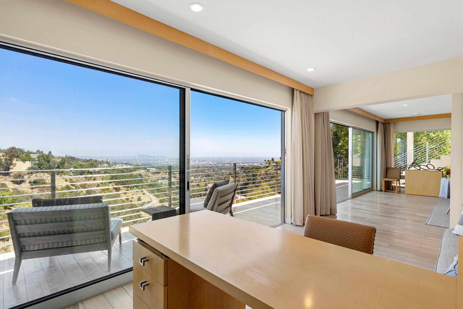 1364 Angelo Dr, BHPO