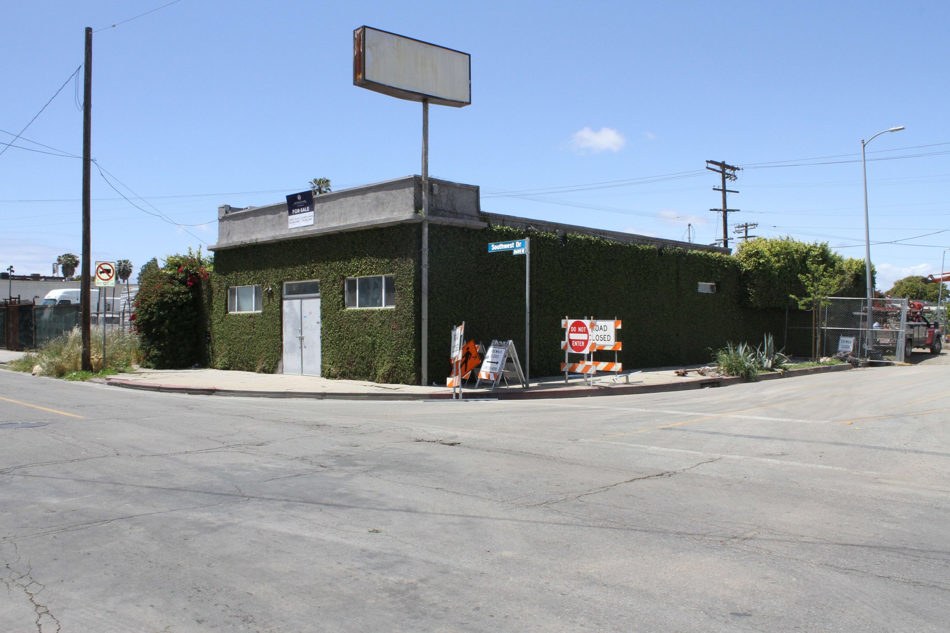 2601 Southwest Dr