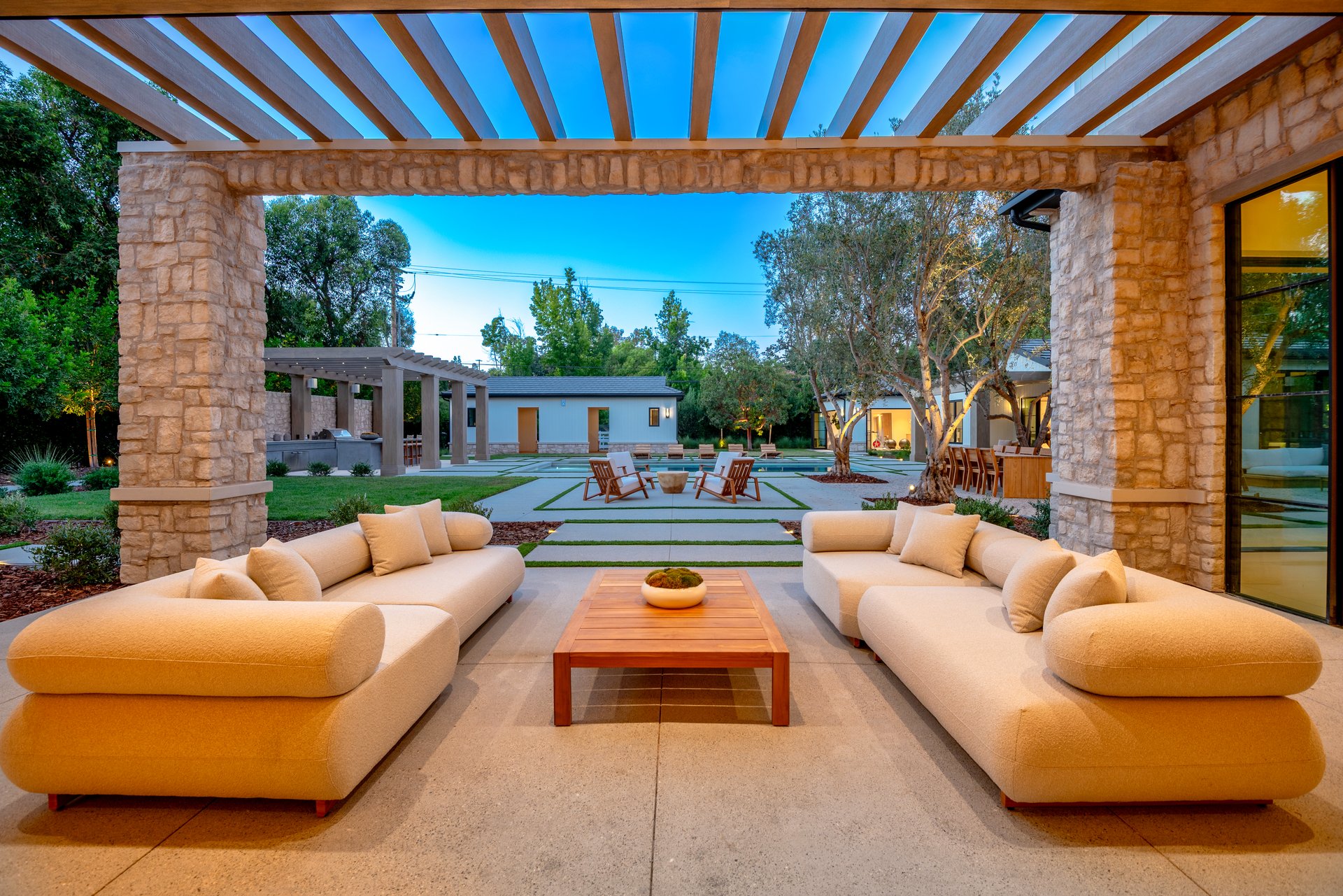 23661 Long Valley Rd
