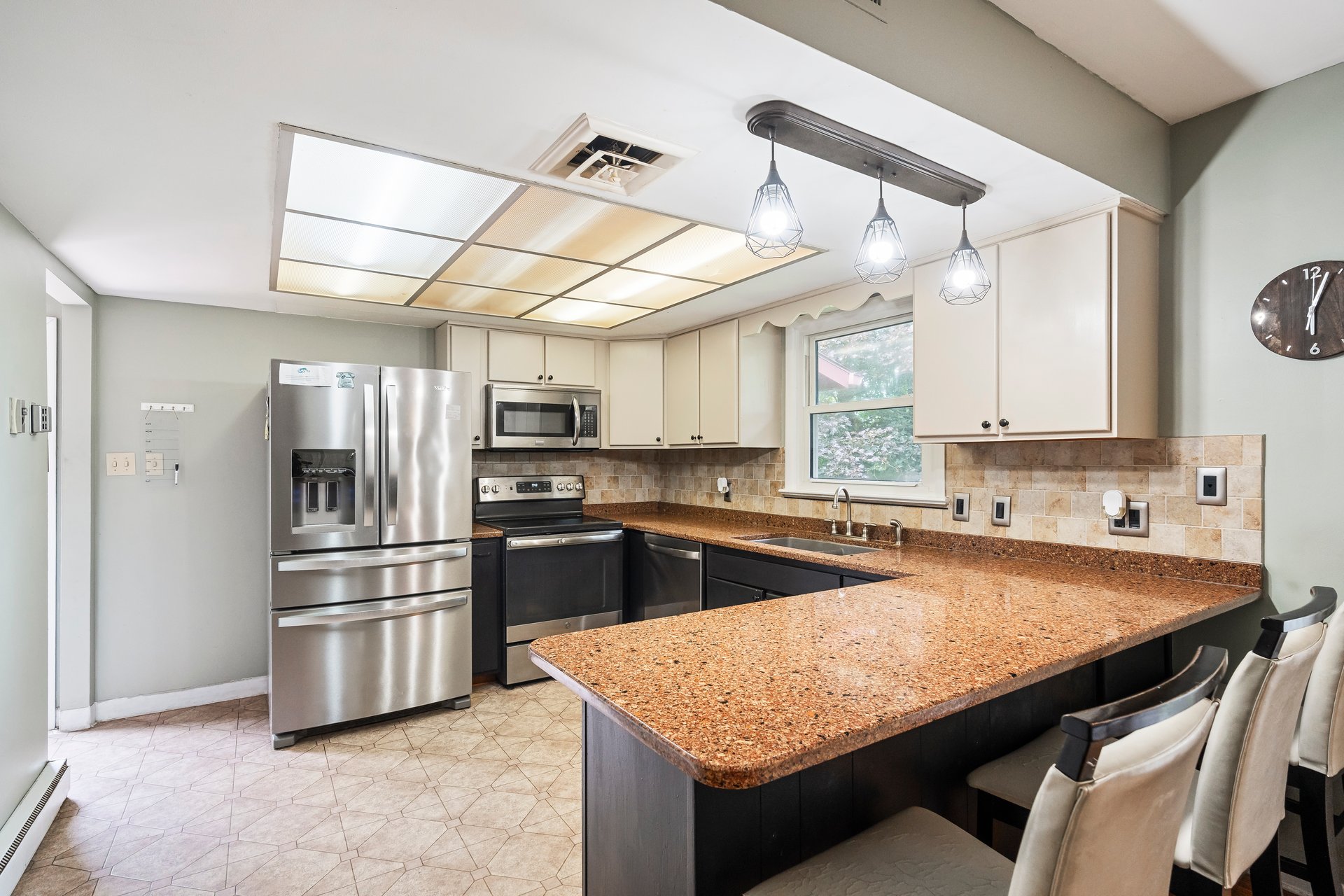 1403 Beverly Hills Road