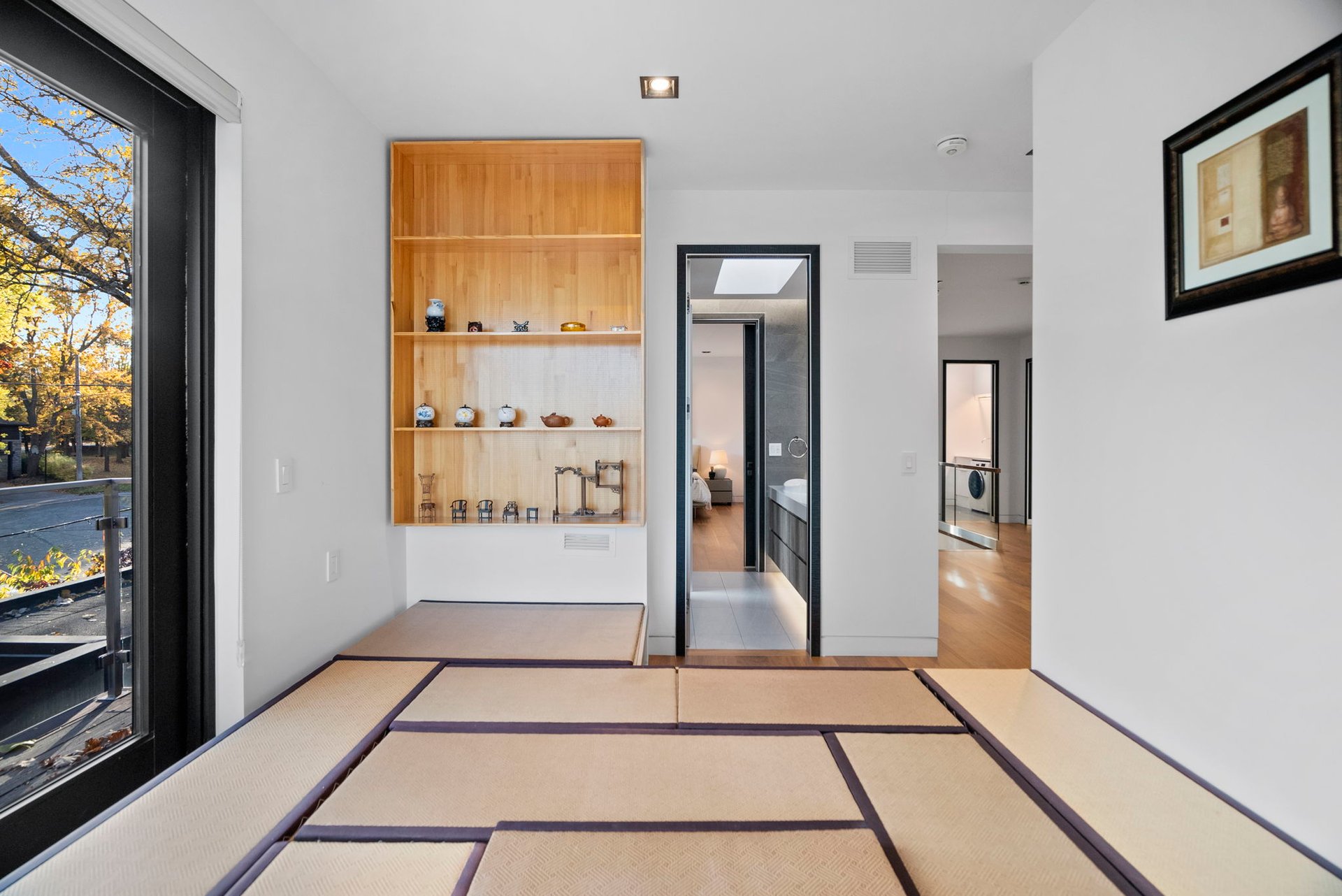 SOLD: Modern Architectural Profile