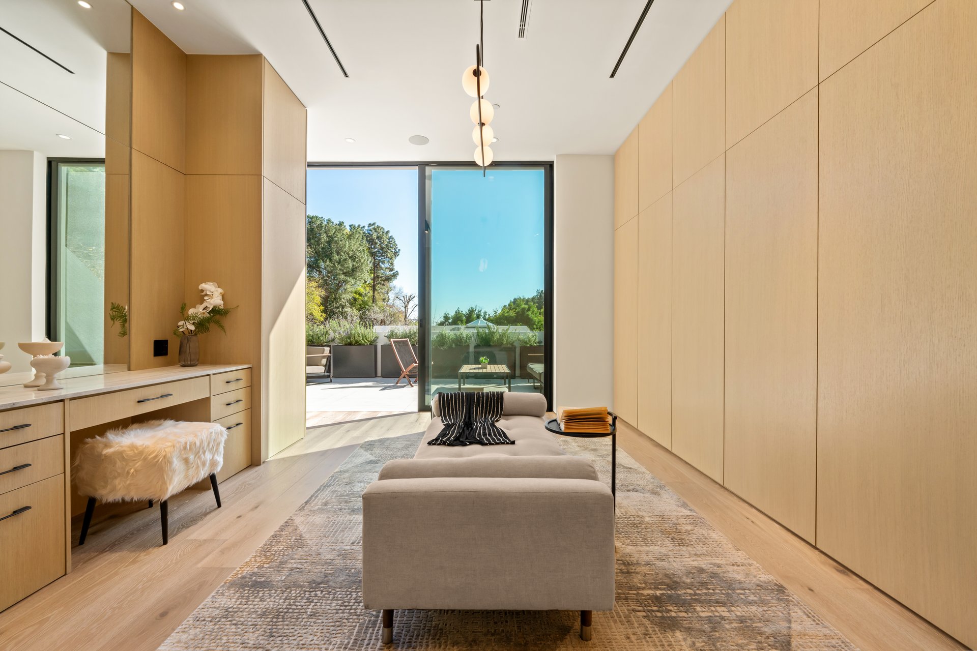 1508 Roscomare Rd, Bel Air 