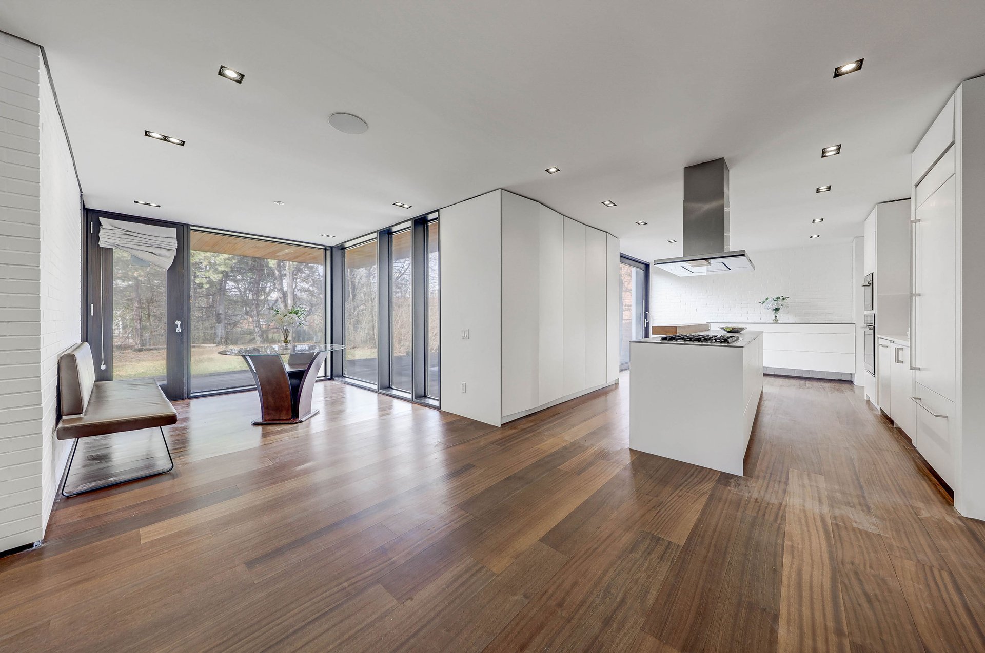 SOLD: Urban-Style Entertainer's Paradise