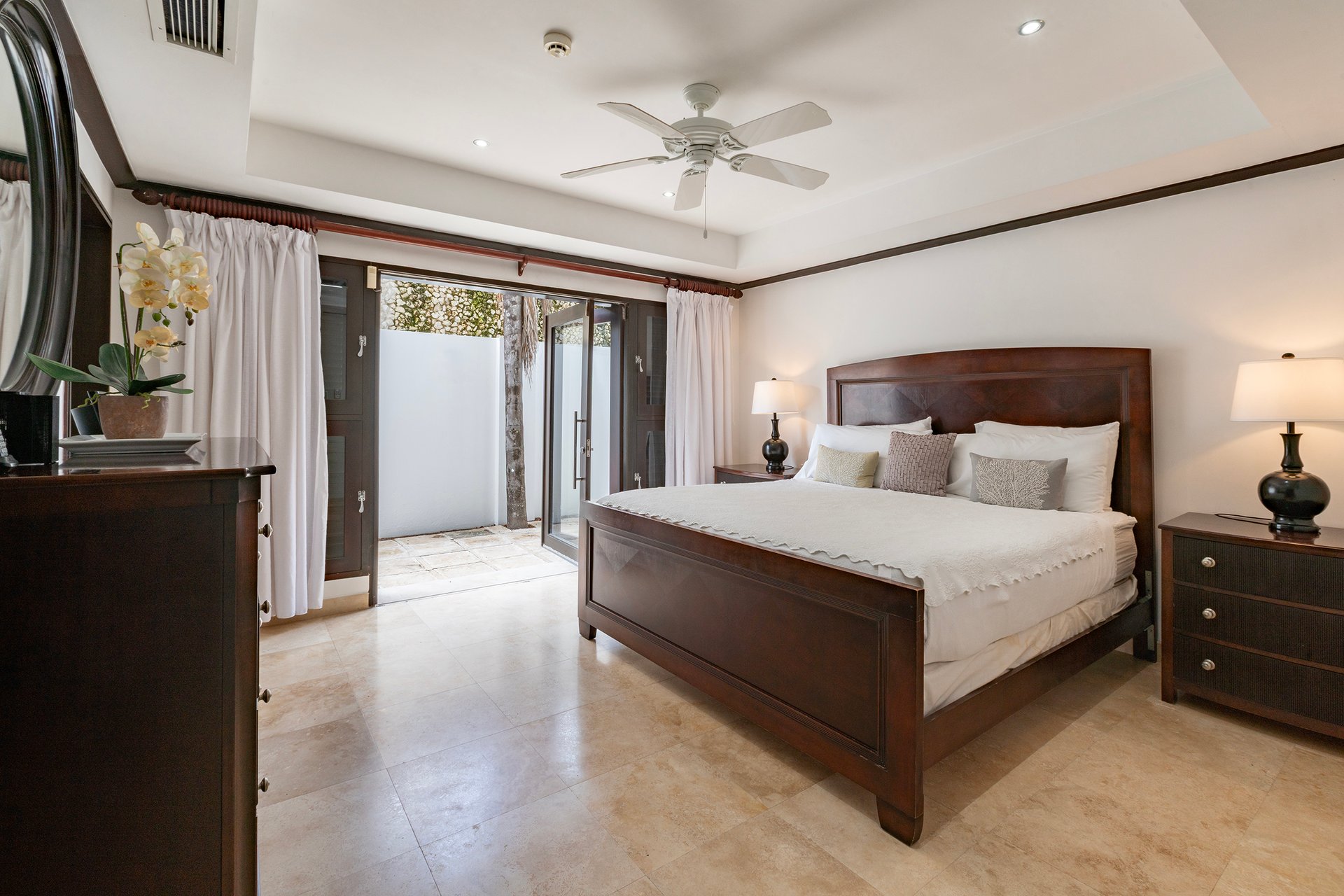 Coral Cove One