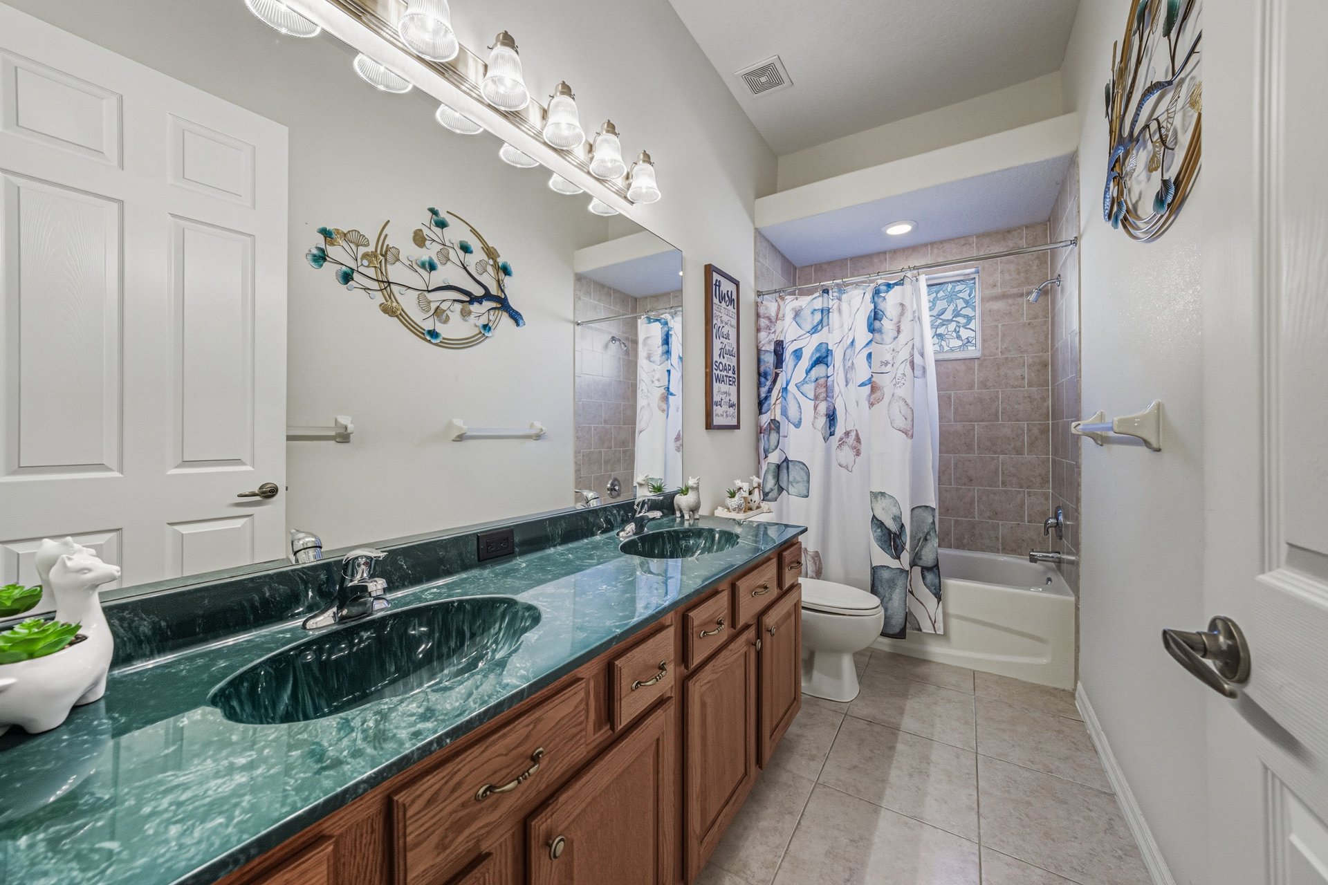 12852 GRAND TRAVERSE DR