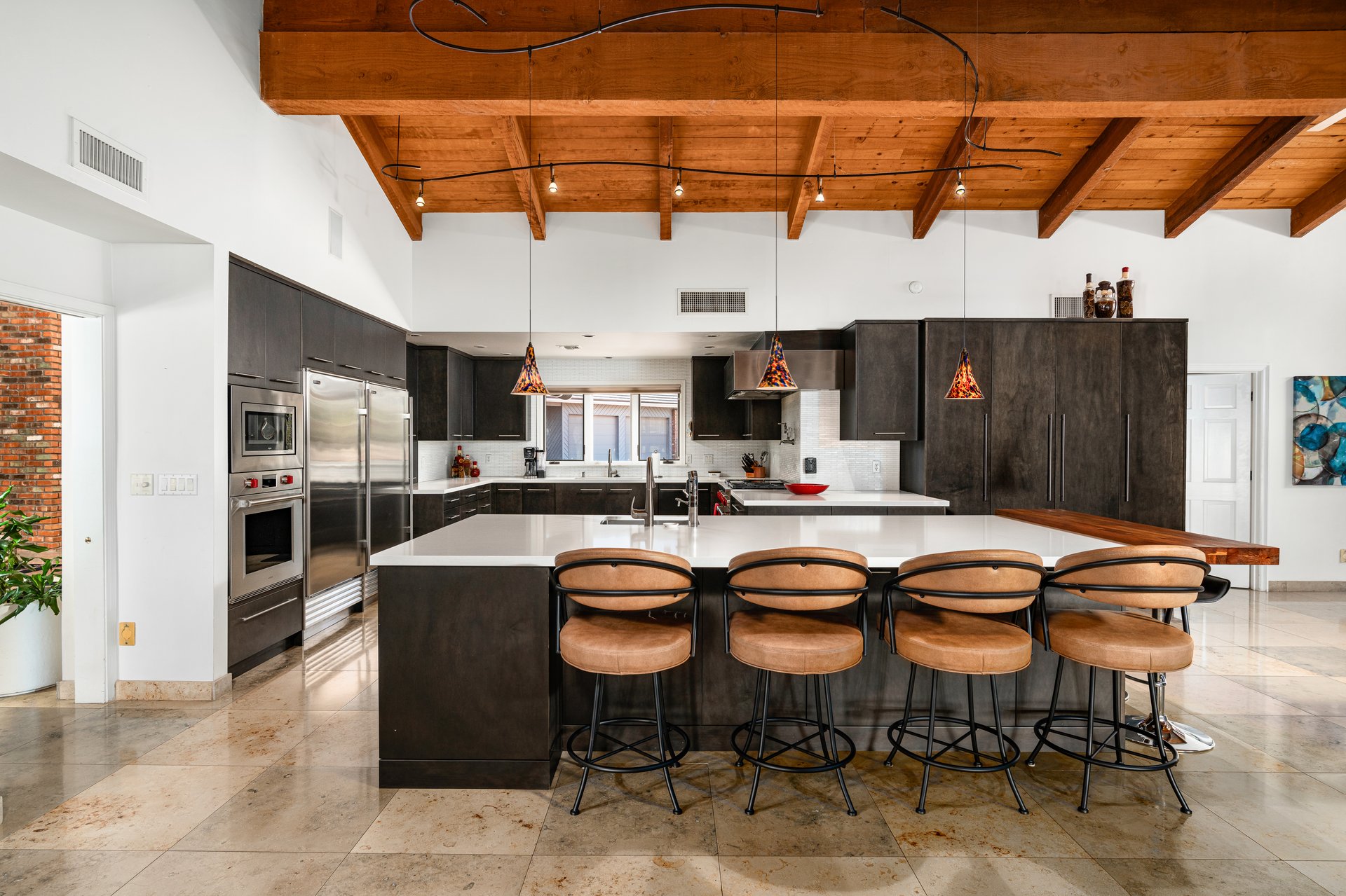 Luxury PV Hilltop Sanctuary