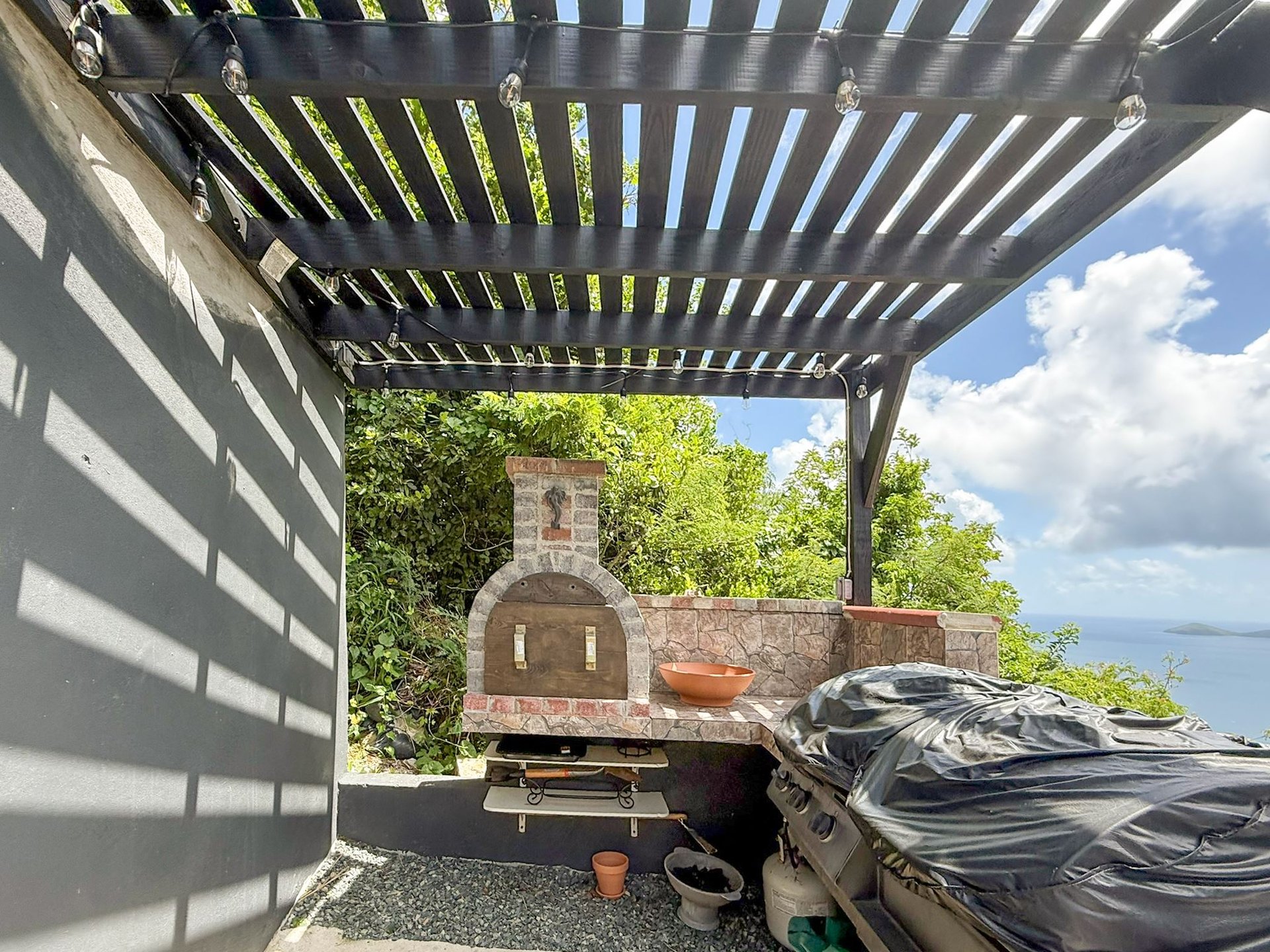 1051 Mount Healthy 2 Bedroom Townhouse
