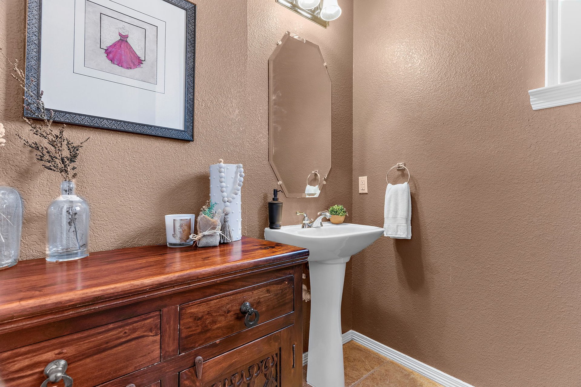 1509 Timberline Drive