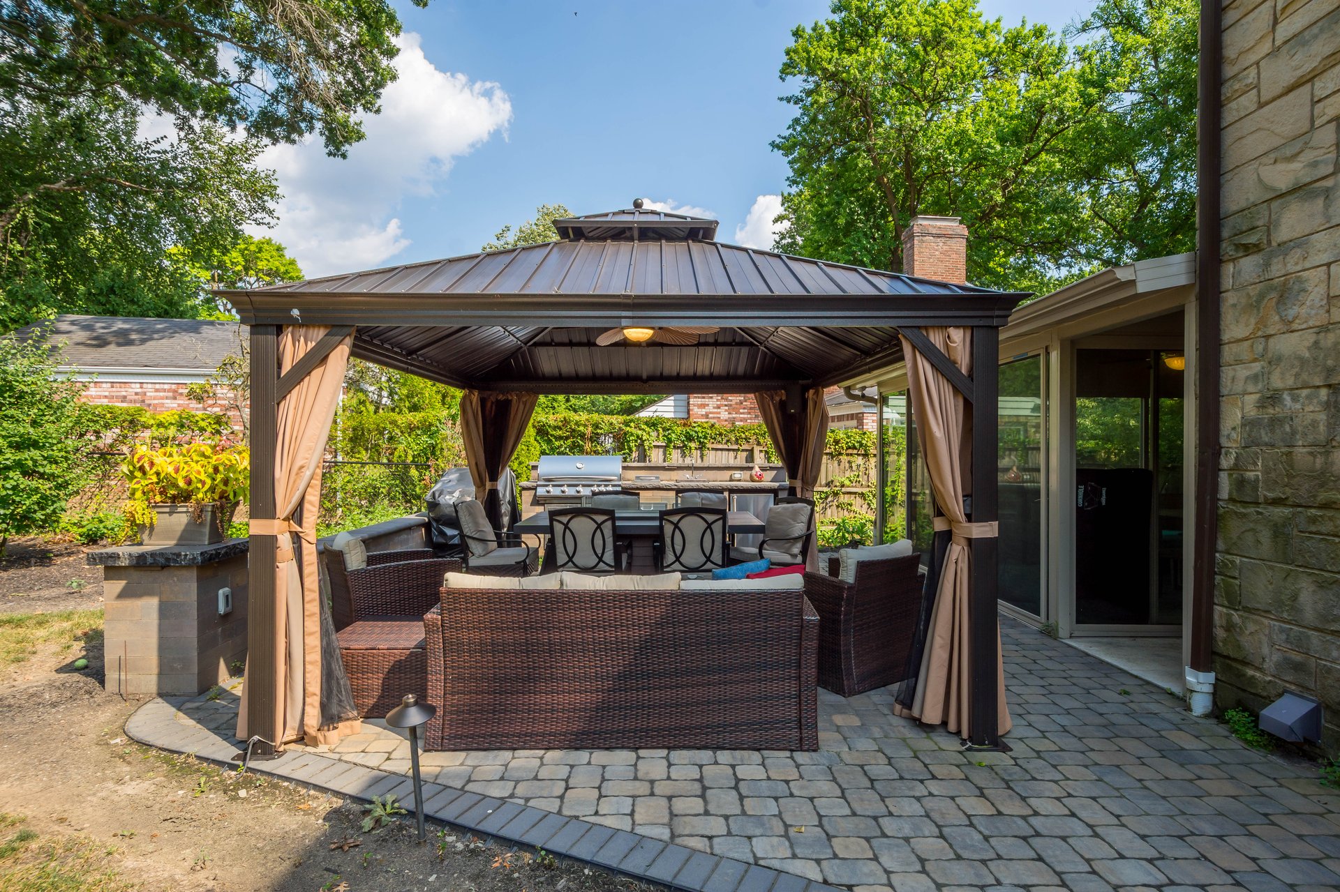694 Valleyview Road