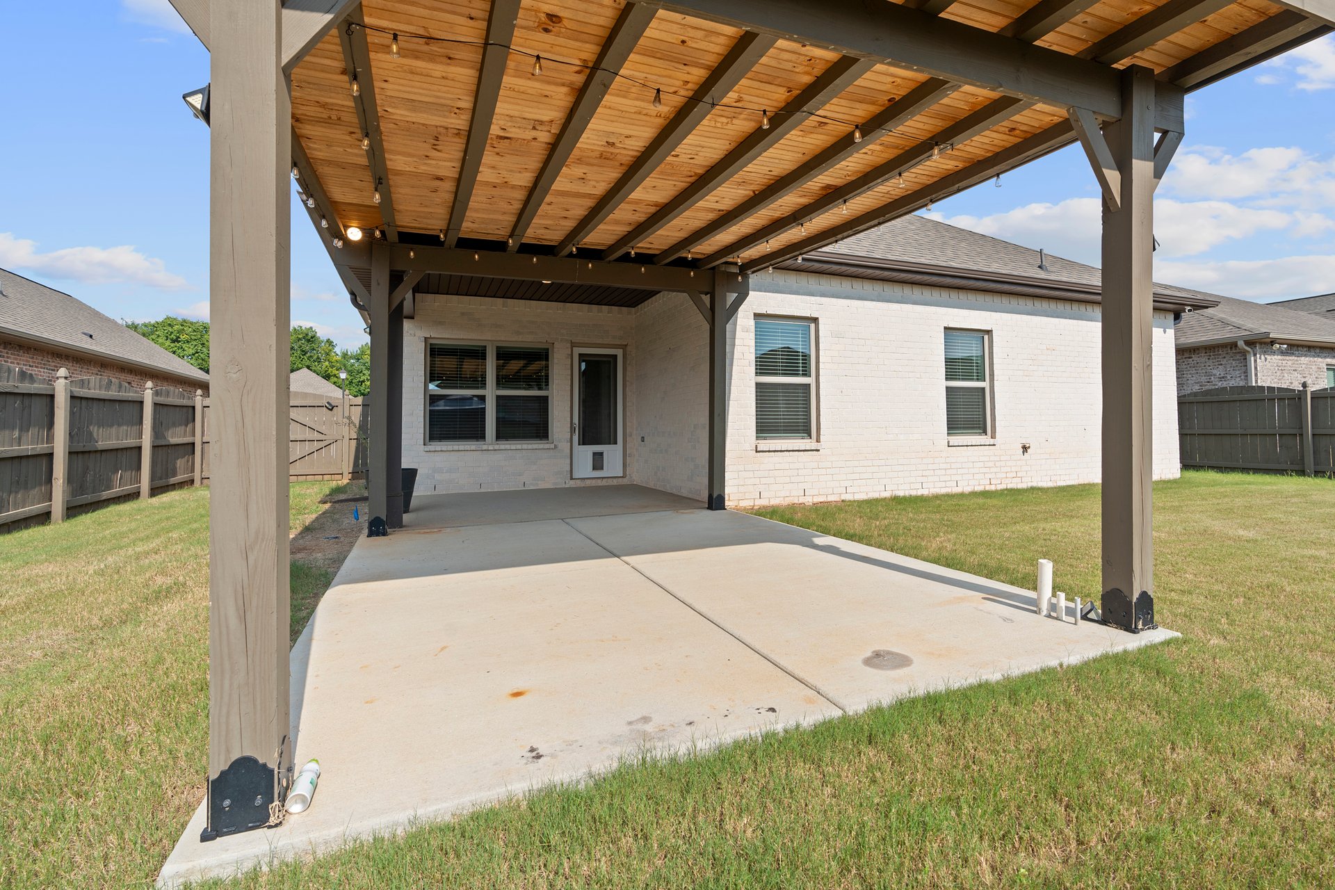 LUXURIOUS MADISON CITY SCHOOLS HOME!