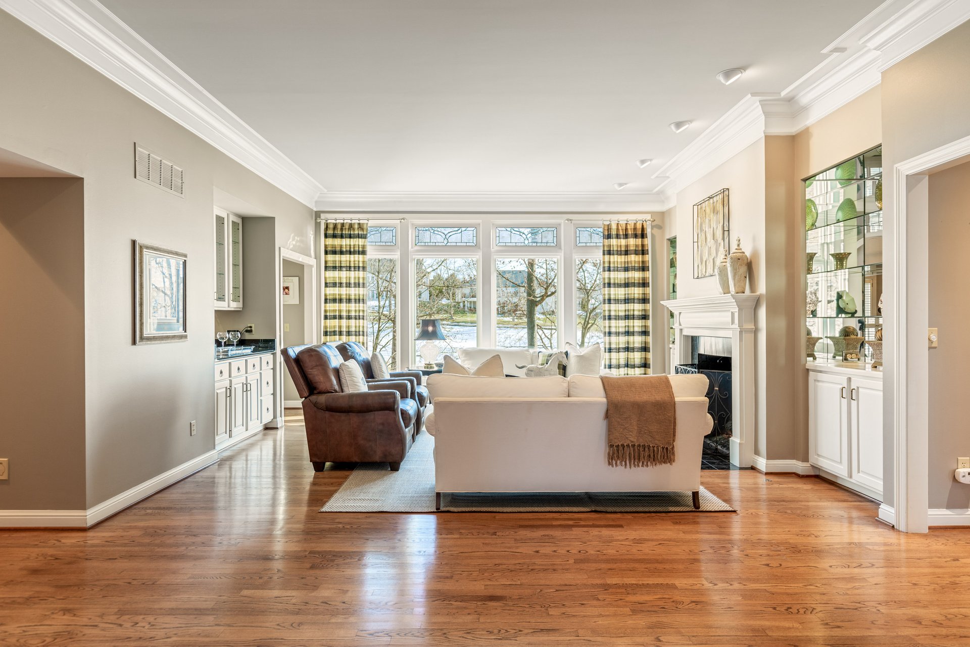 6 Whitmoor Court