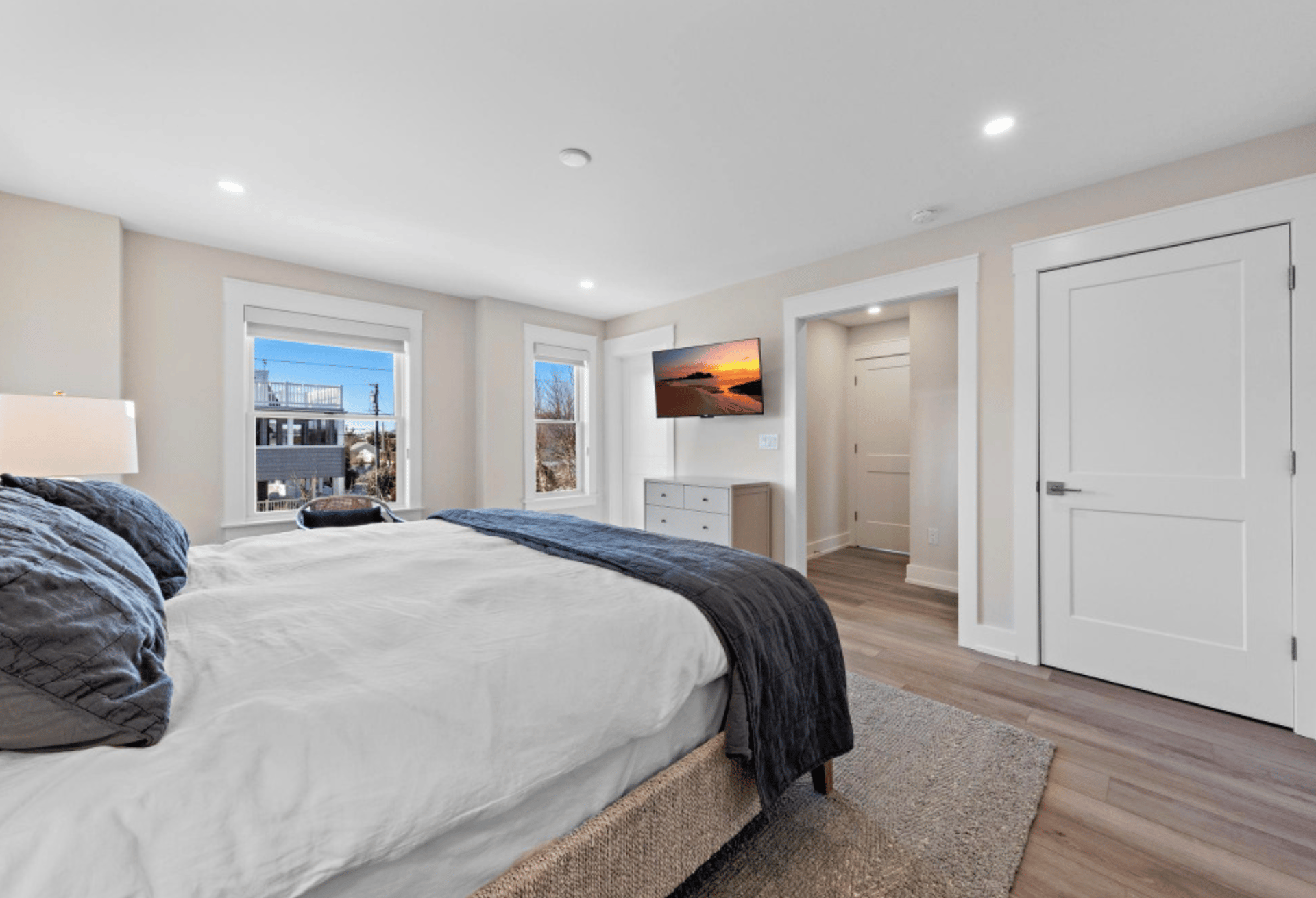 1062D Long Beach Blvd. North Beach