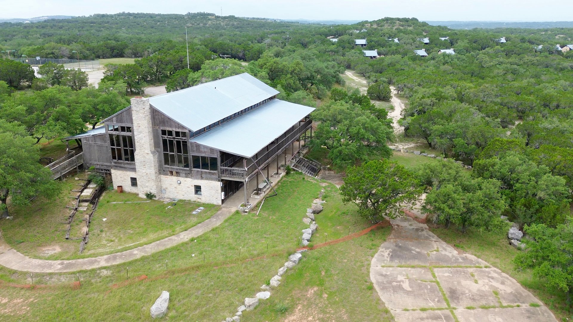 1300 Pace Bend Road North