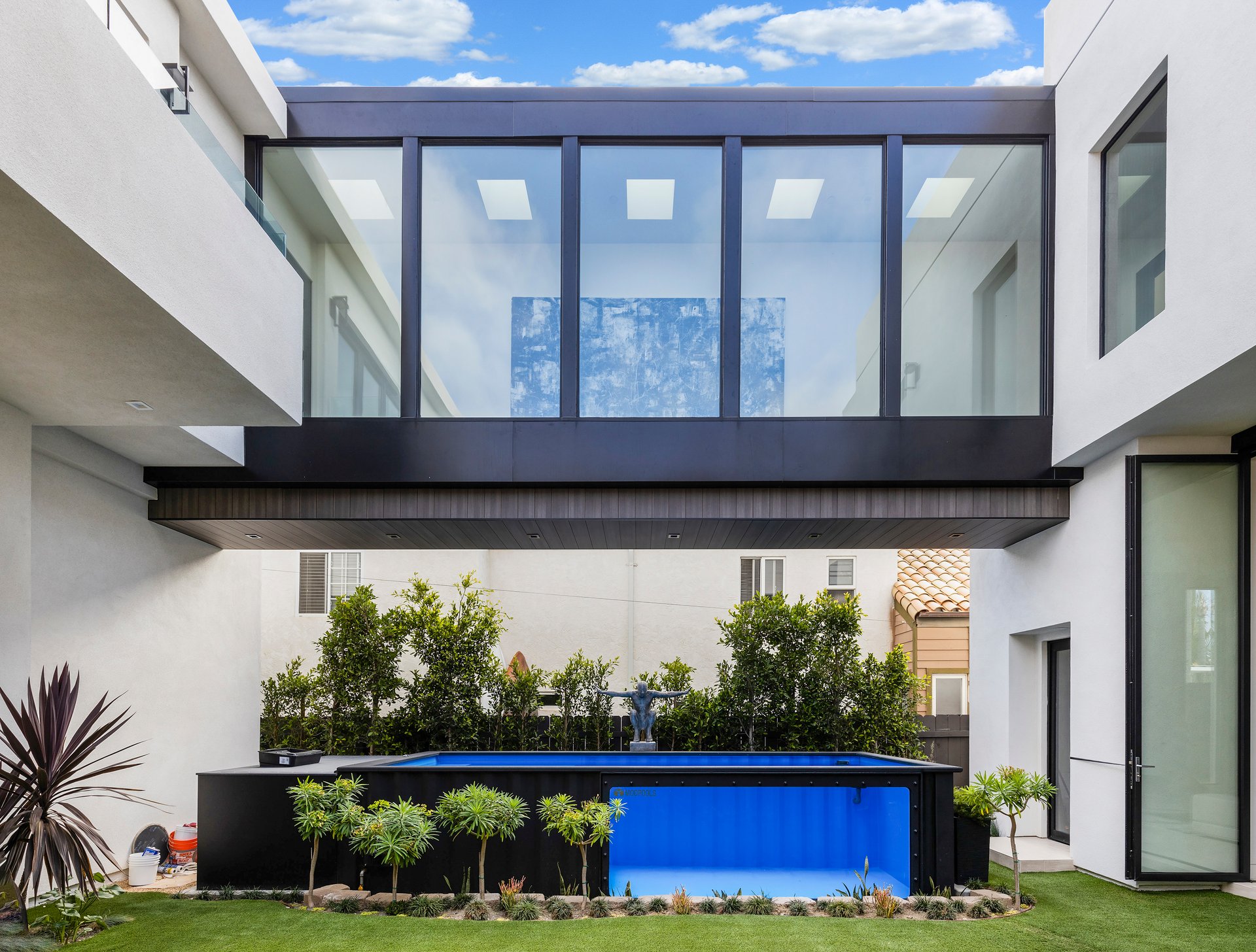 327 Nautilus St