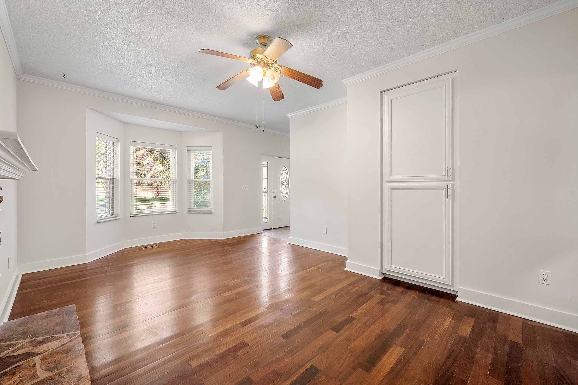 140 Forest Lake